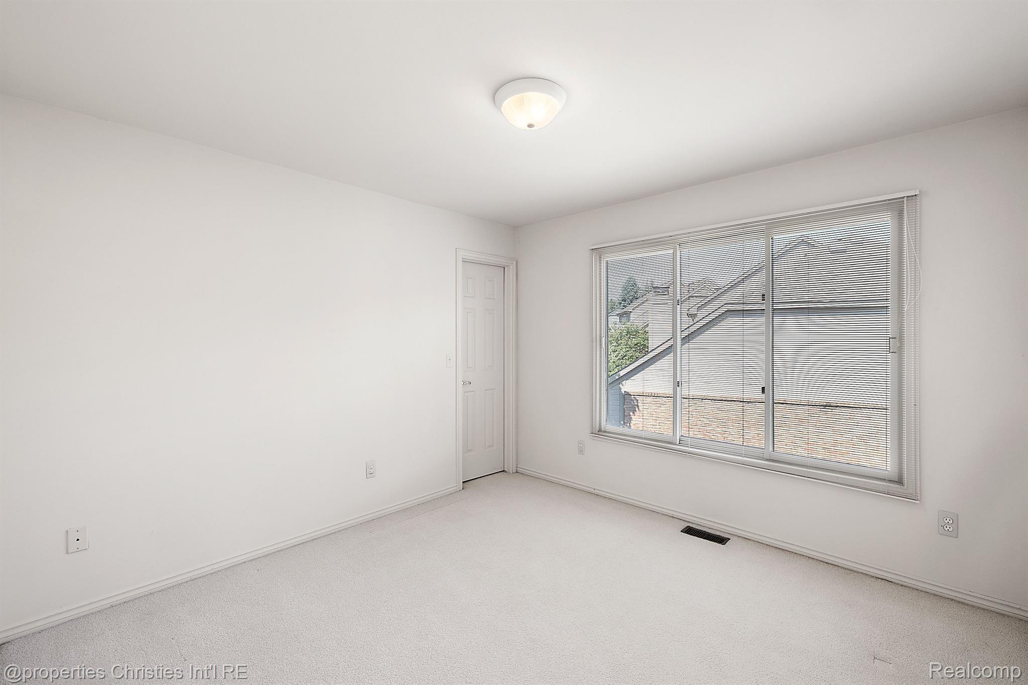 12349 Woodlands Court