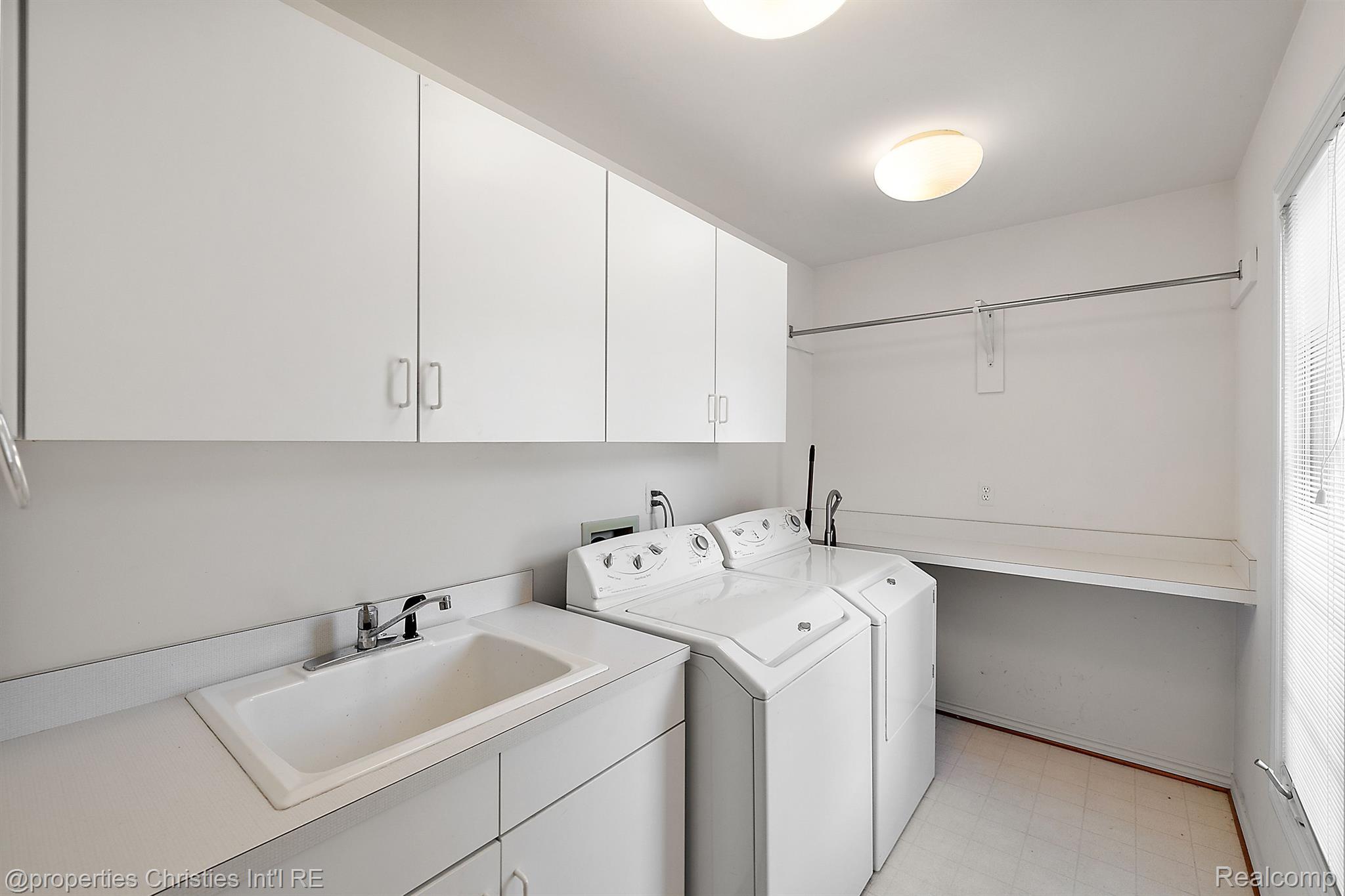 12349 Woodlands Court