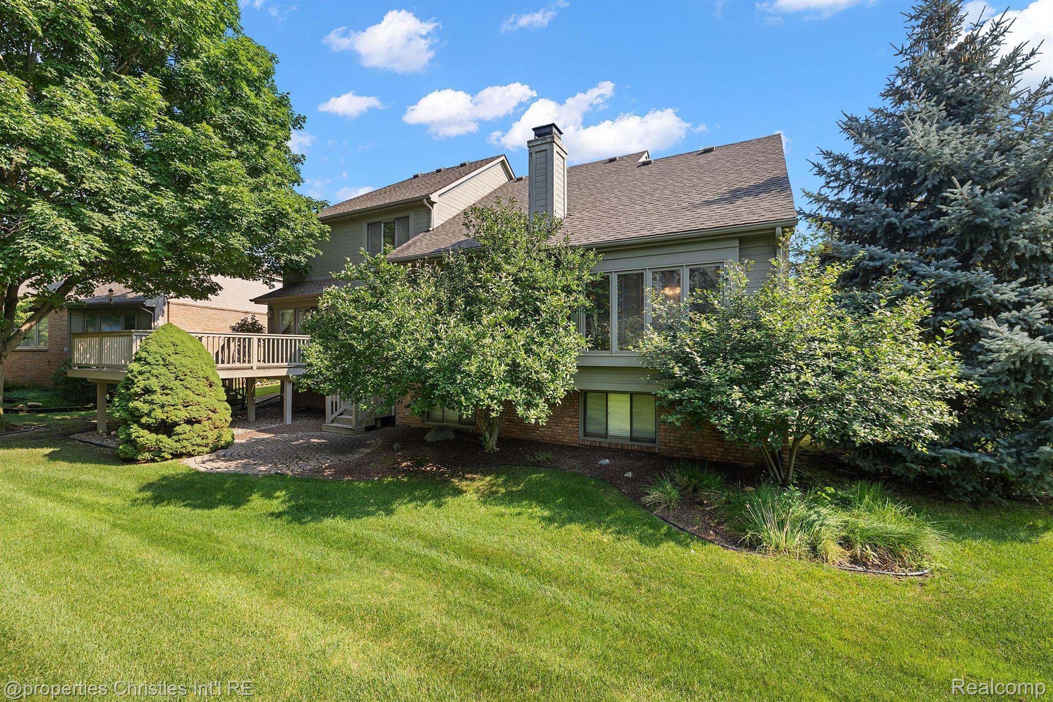 12349 Woodlands Court