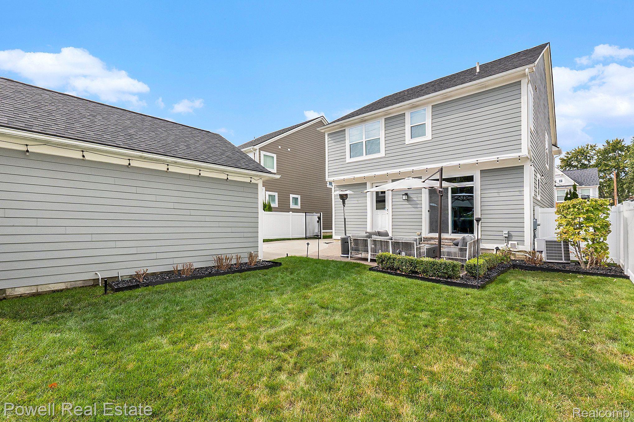 136 N Dorchester Avenue