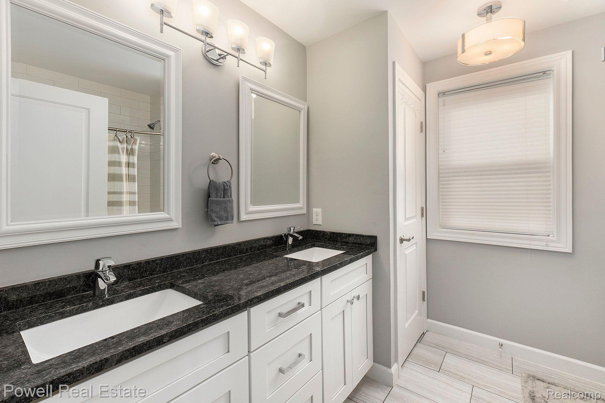 136 N Dorchester Avenue