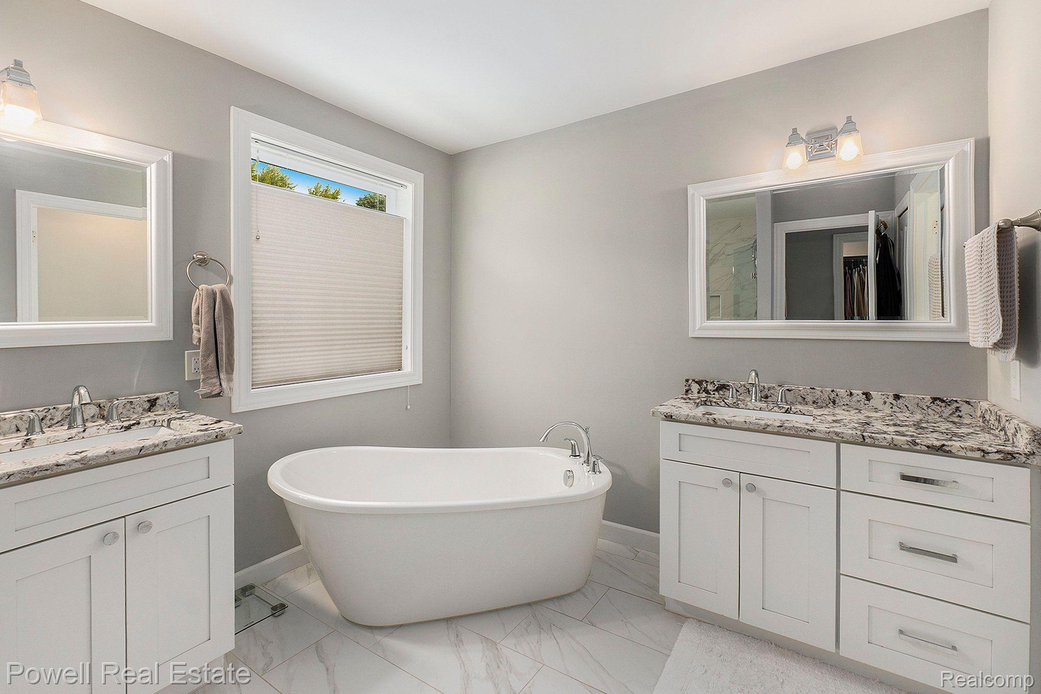 136 N Dorchester Avenue