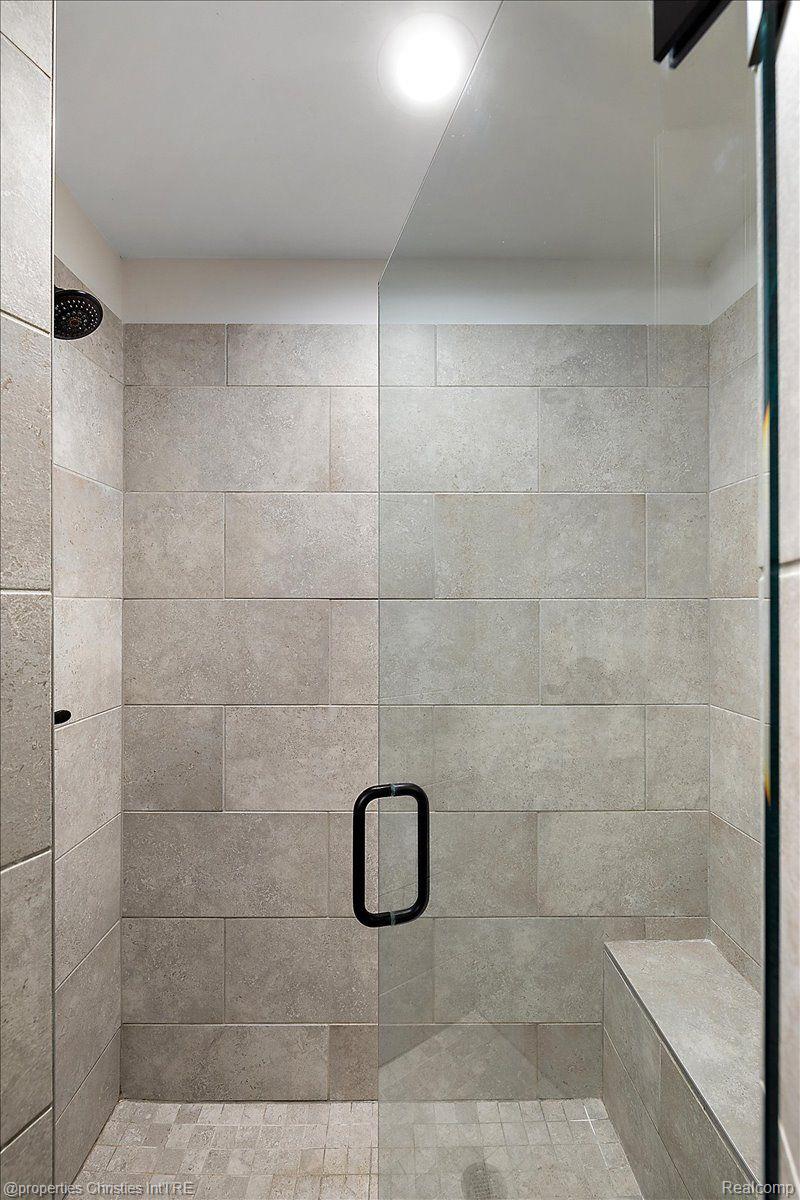 3147 Kenicott Drive