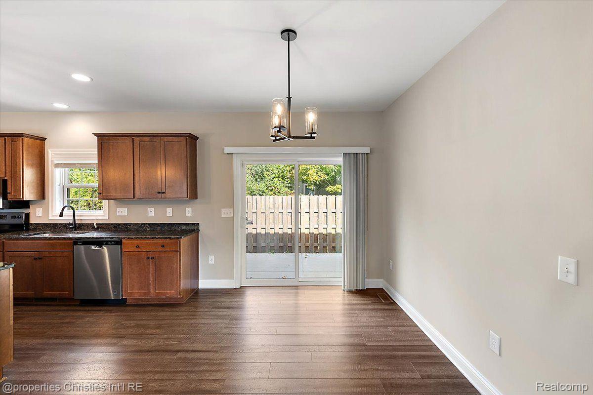 3147 Kenicott Drive