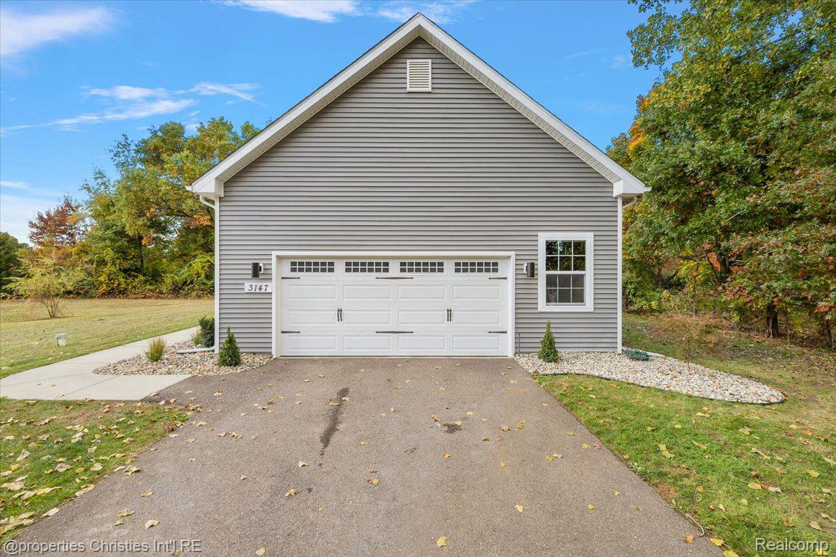 3147 Kenicott Drive