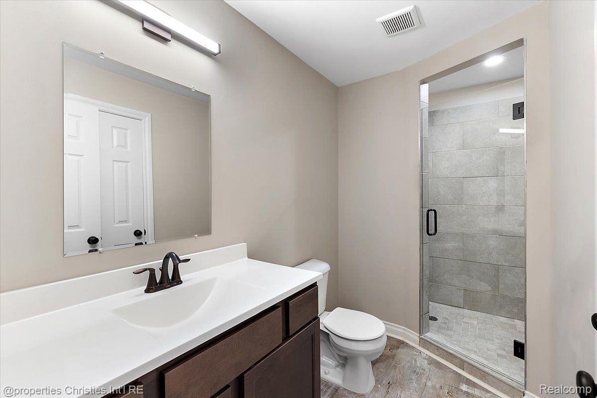 3147 Kenicott Drive