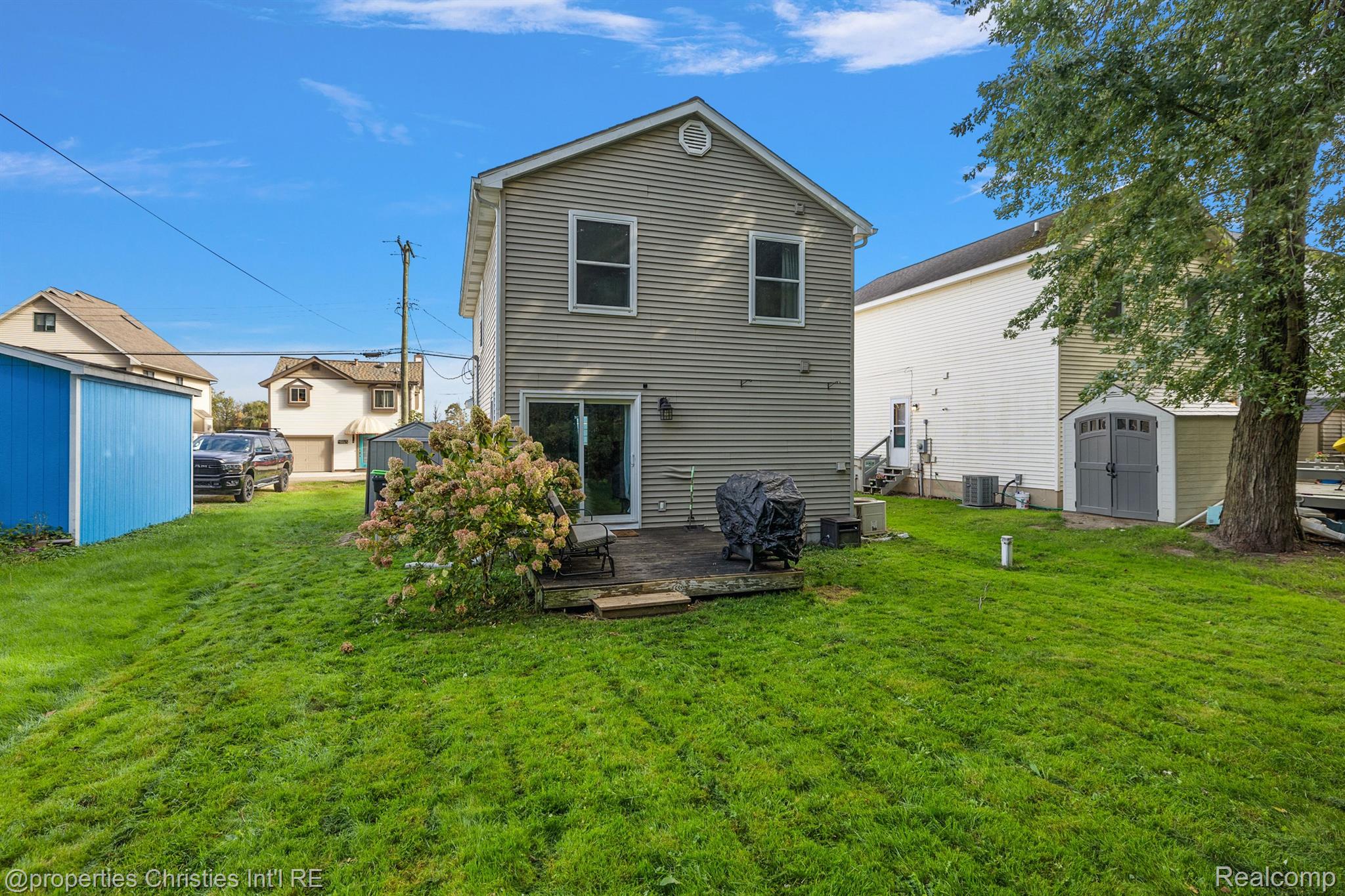 8870 Lagoon Drive