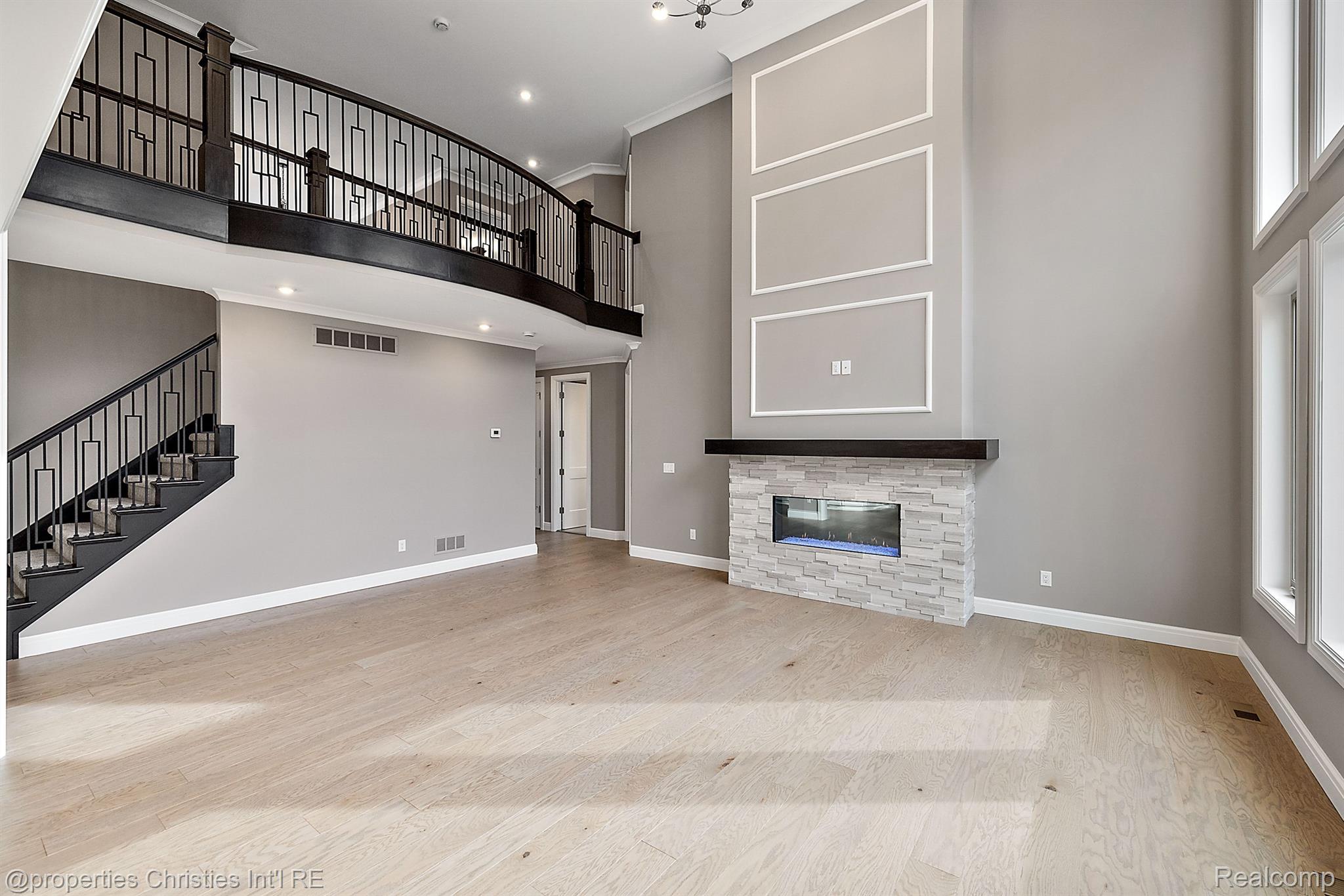 22604 Montebello Court