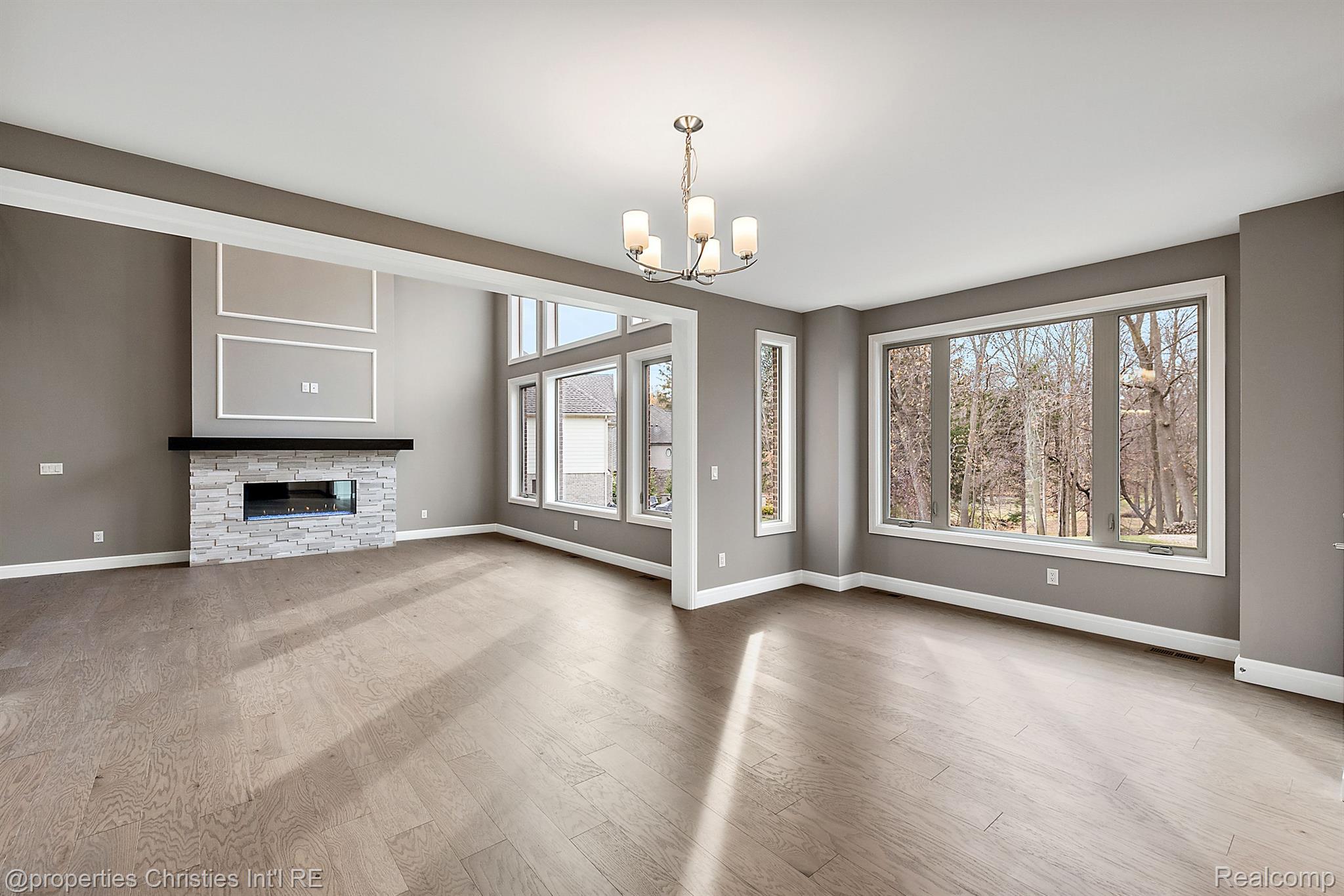 22604 Montebello Court