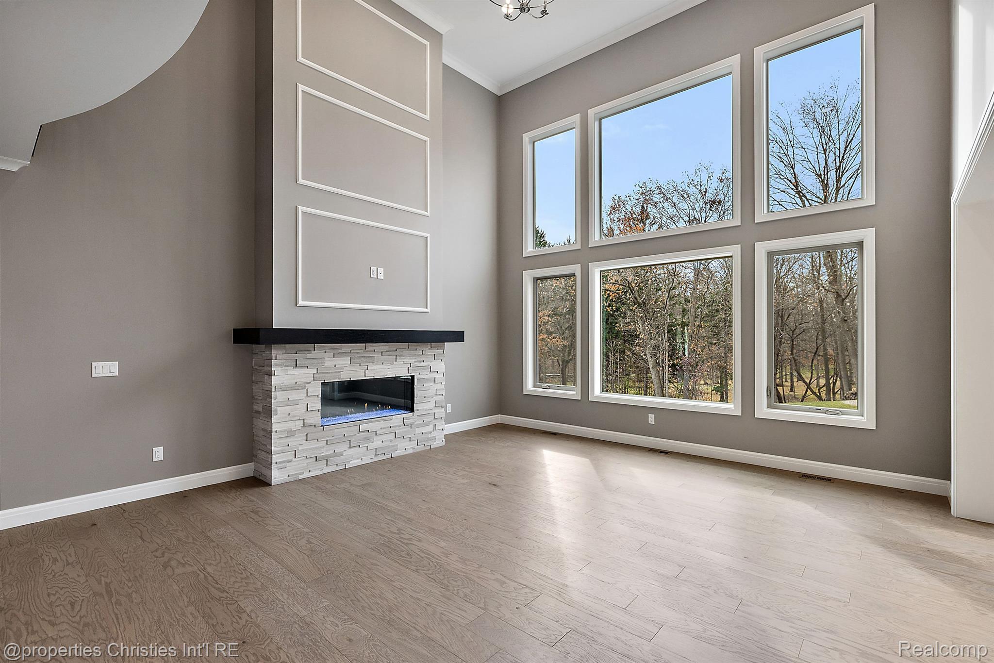 22604 Montebello Court