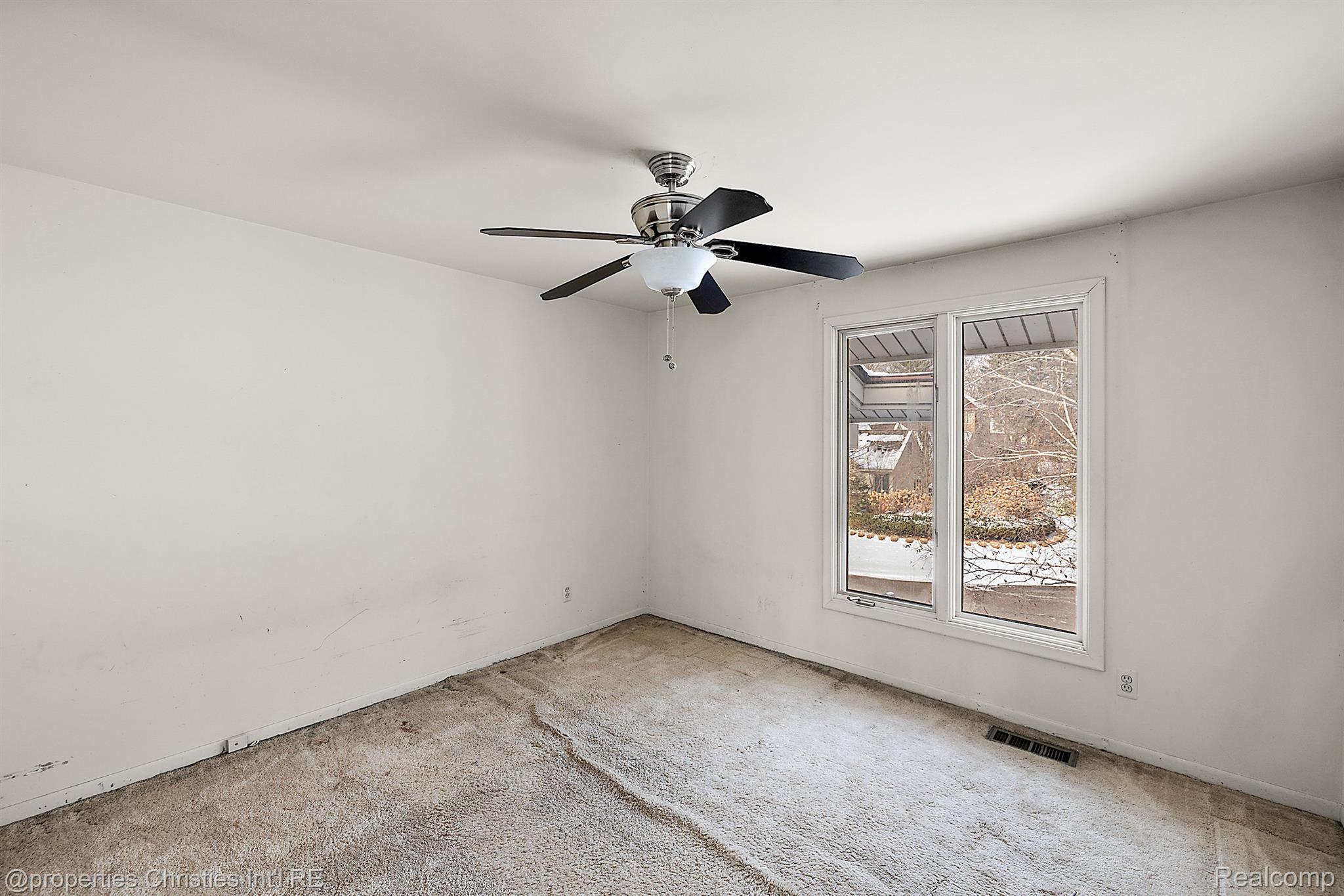 3261 Bloomfield Park Drive