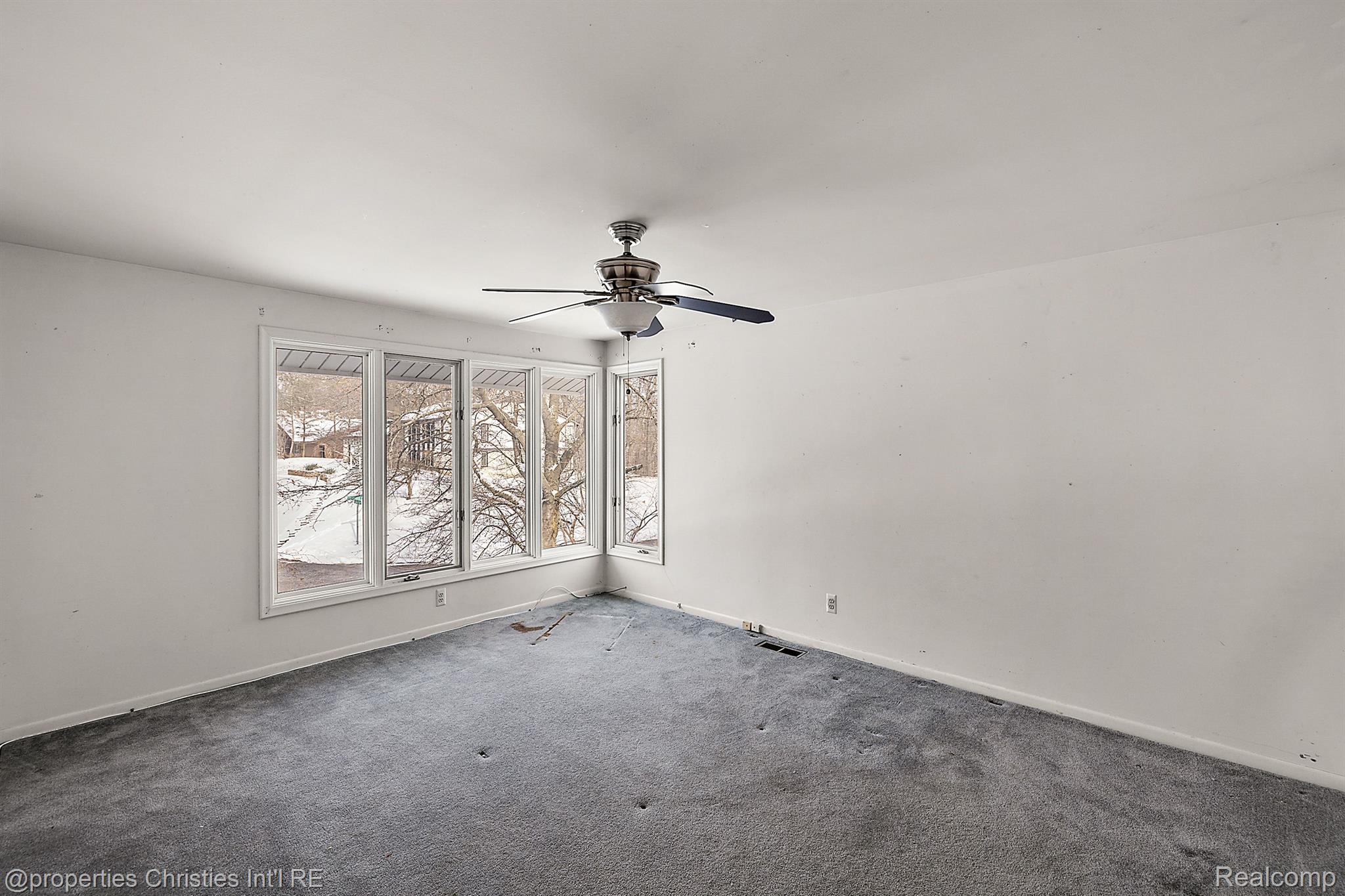 3261 Bloomfield Park Drive