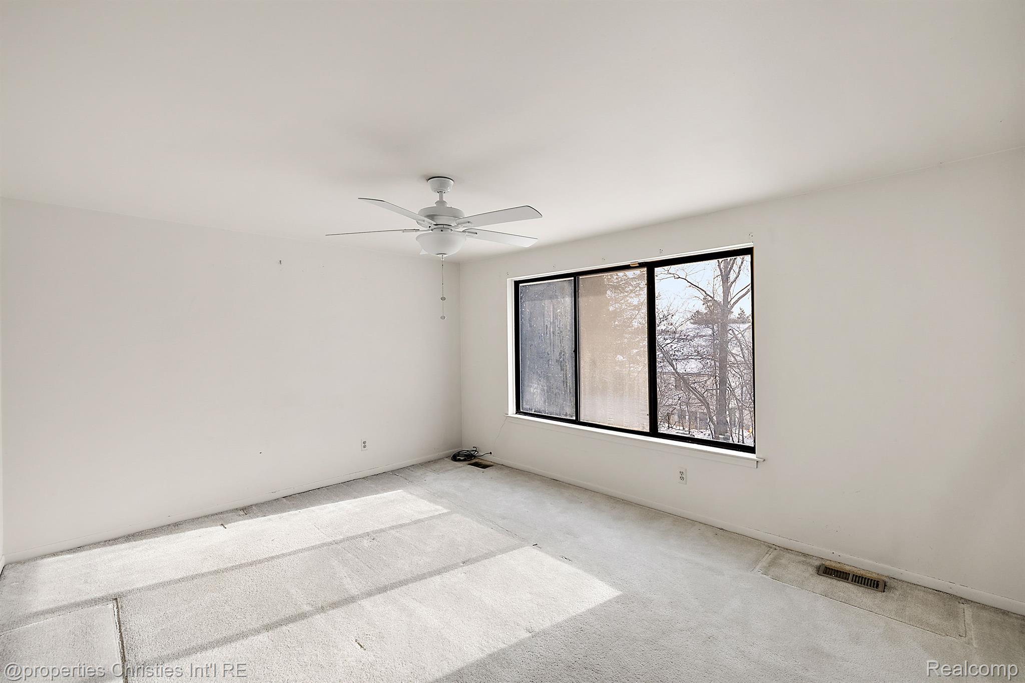 3261 Bloomfield Park Drive
