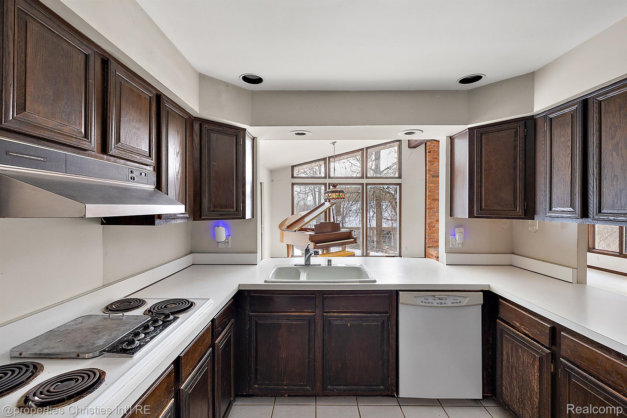 3261 Bloomfield Park Drive