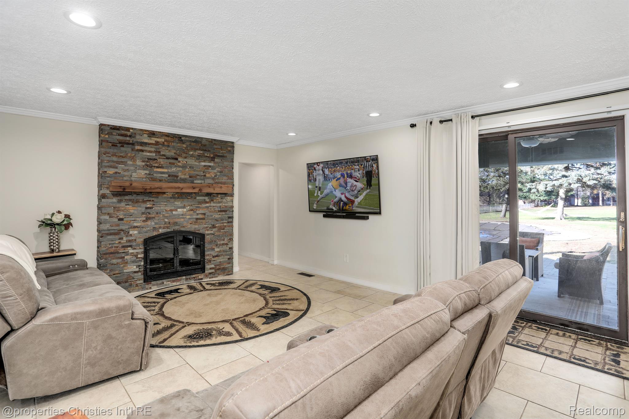 16507 17 Mile Road