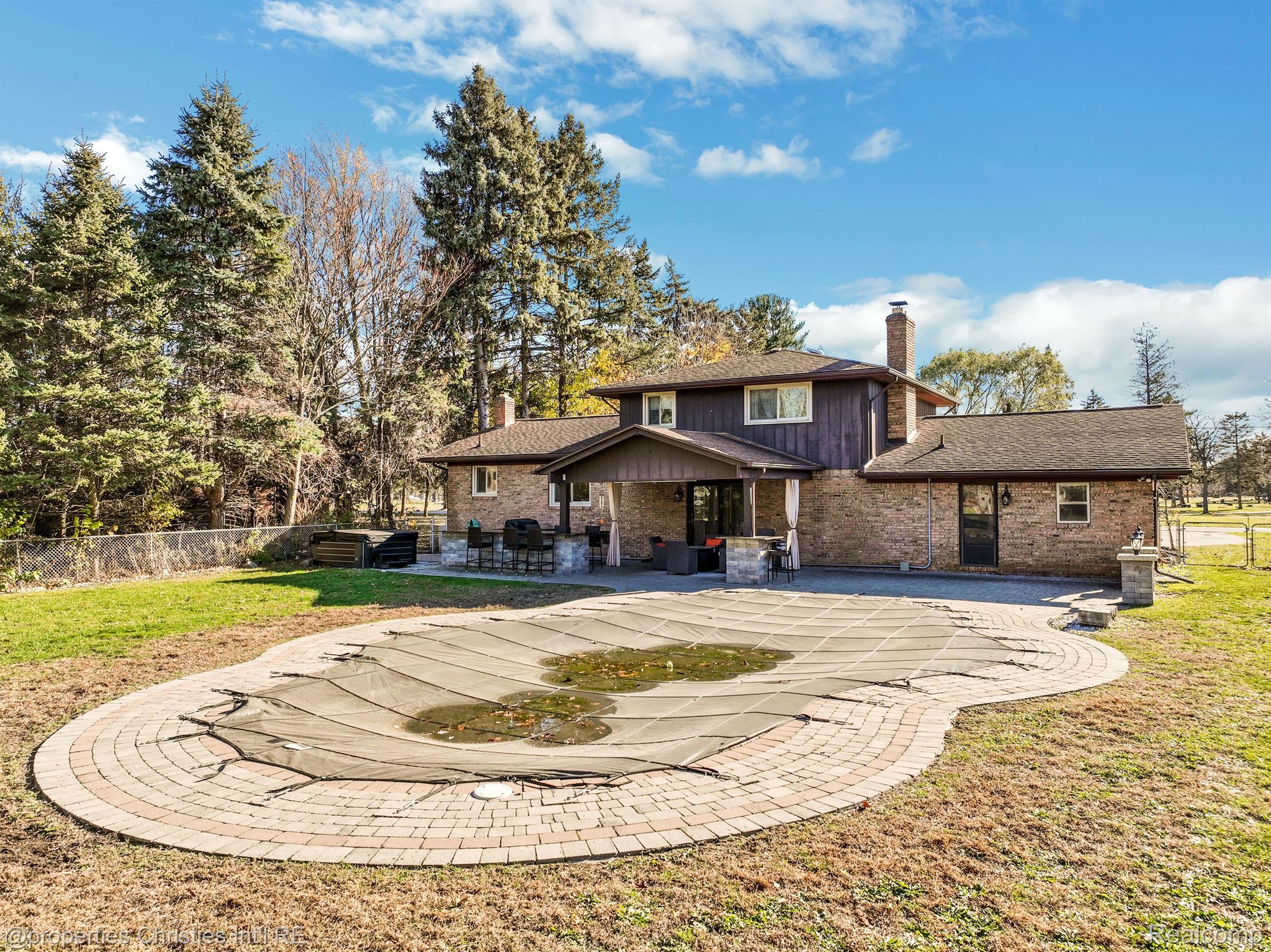 16507 17 Mile Road