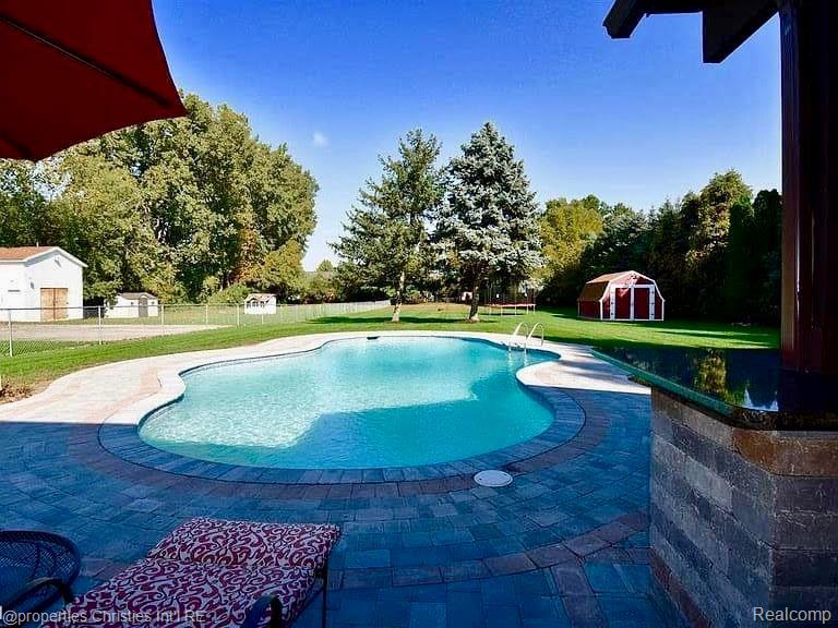 16507 17 Mile Road