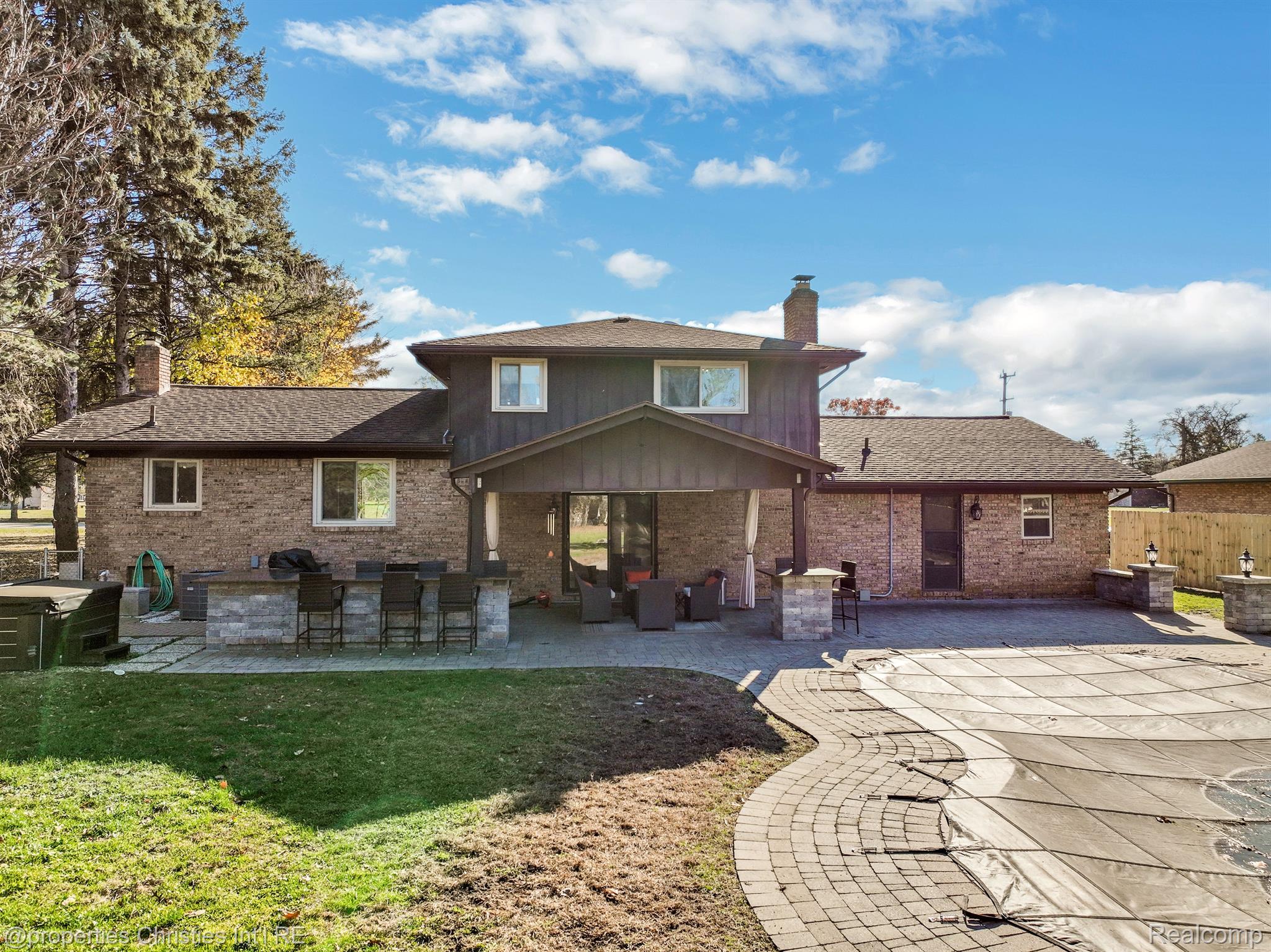 16507 17 Mile Road
