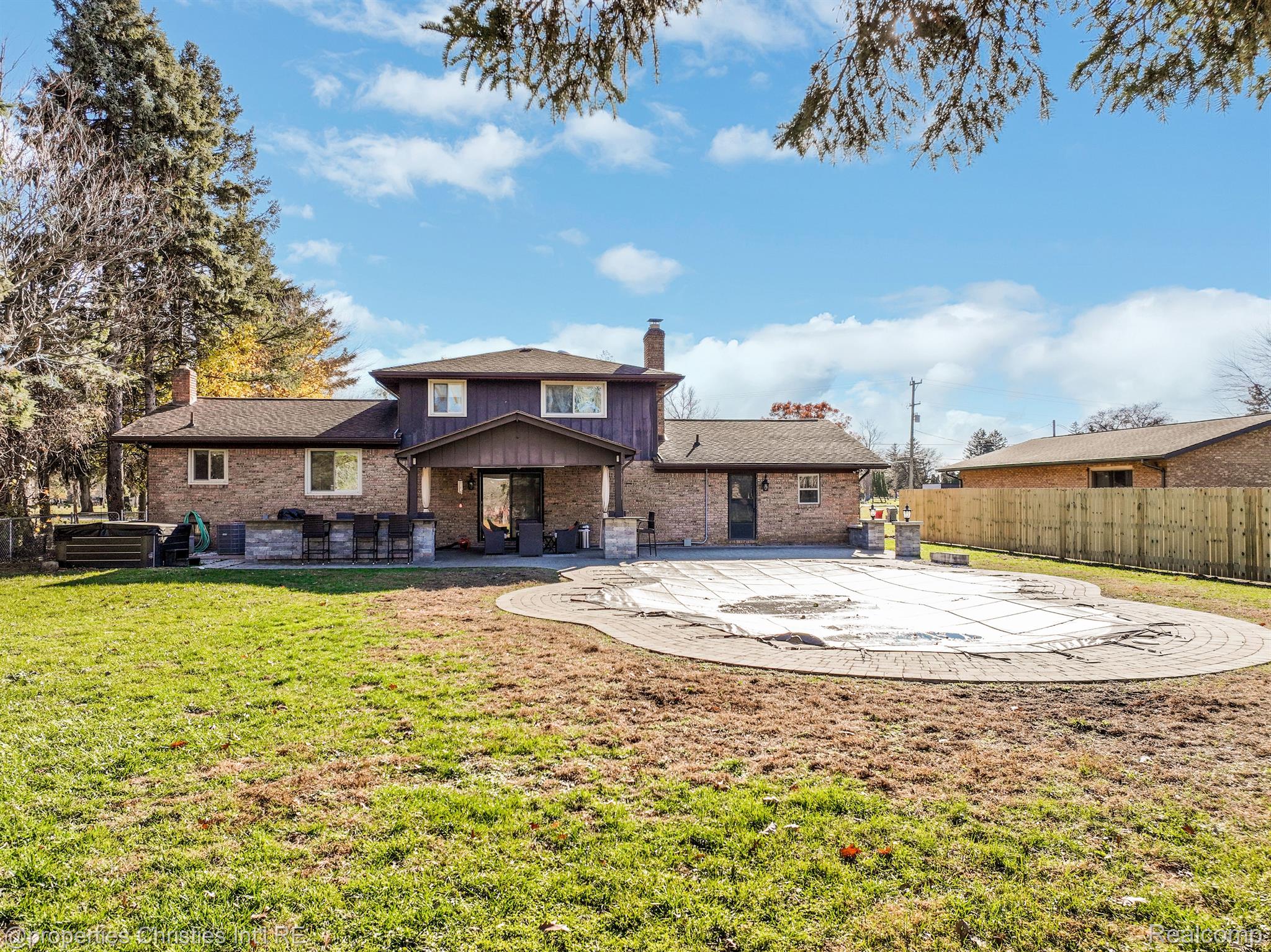 16507 17 Mile Road