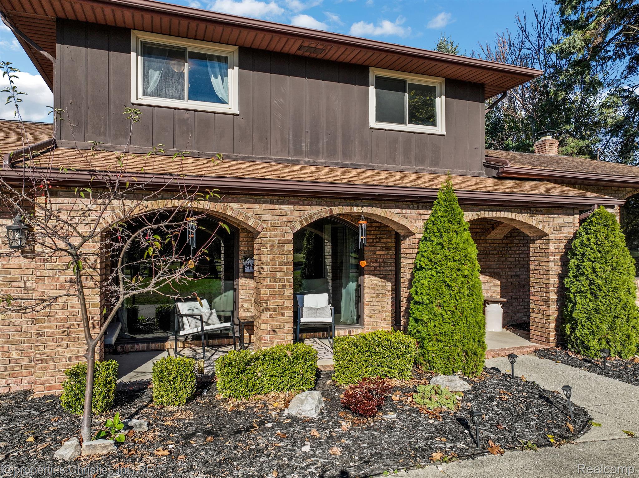 16507 17 Mile Road