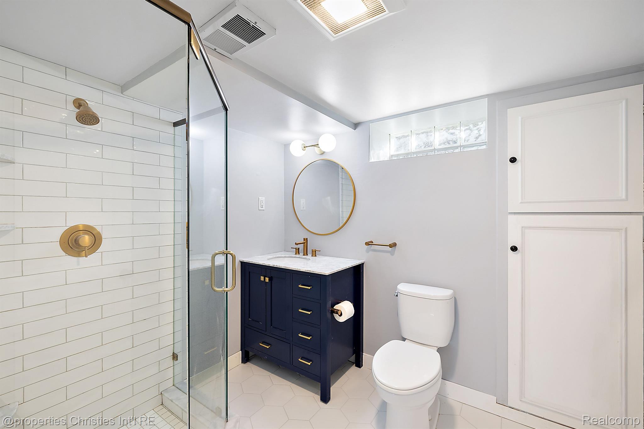 1573 Larkmoor Boulevard