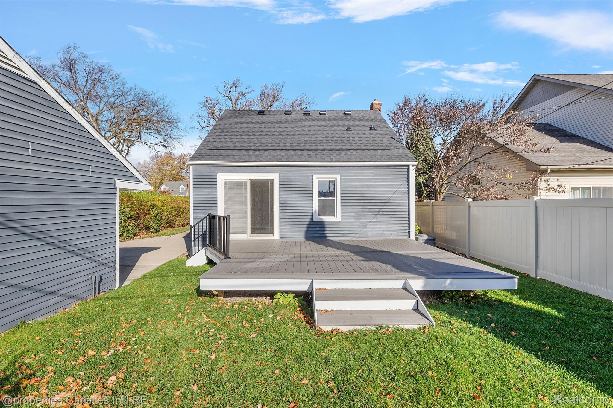 1573 Larkmoor Boulevard