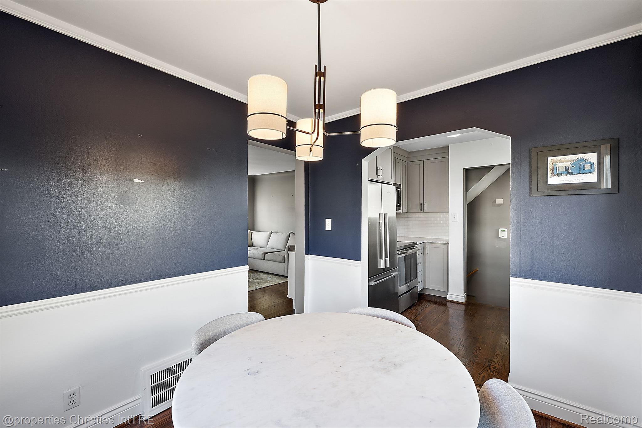 1573 Larkmoor Boulevard