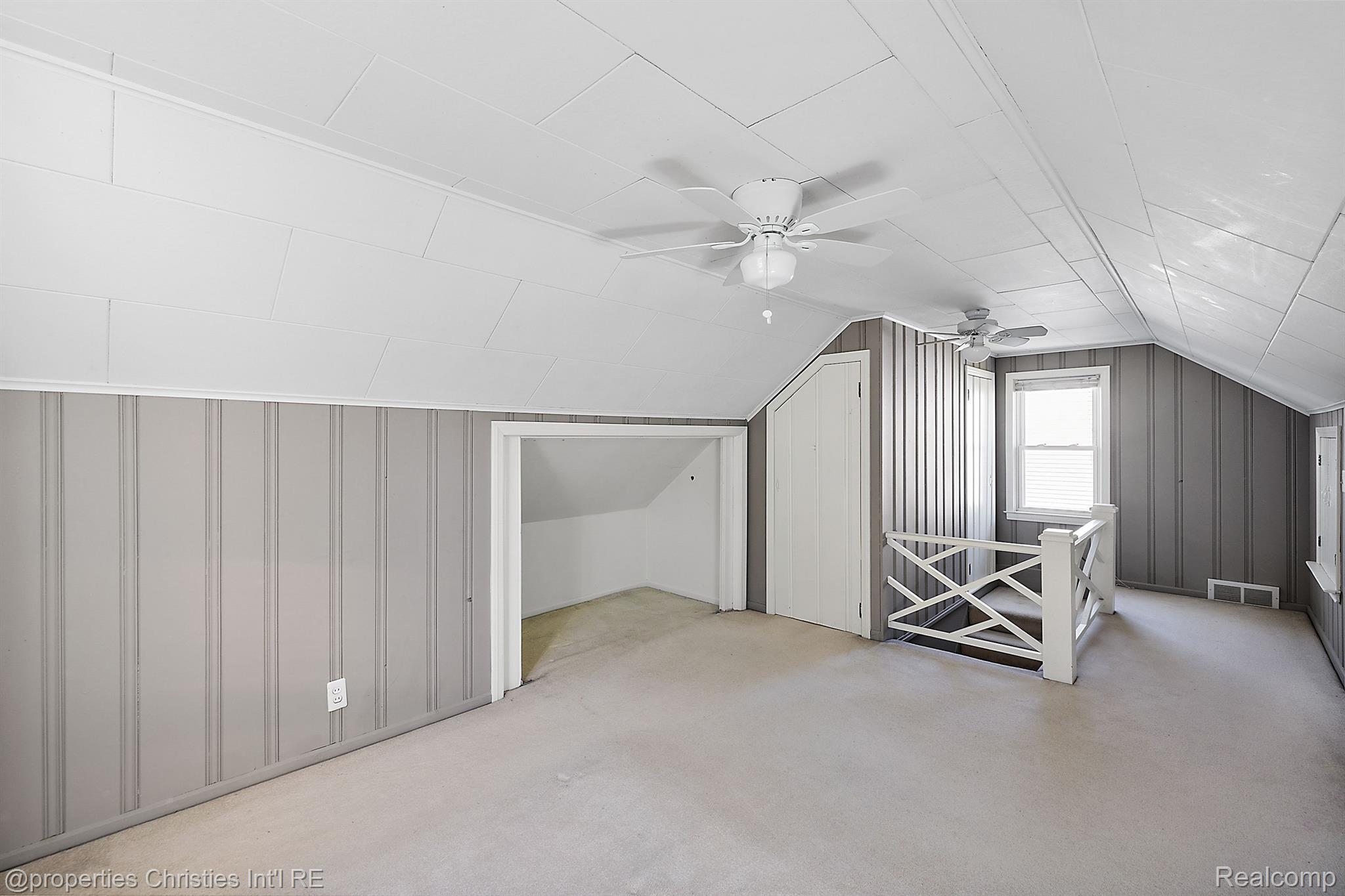 1573 Larkmoor Boulevard