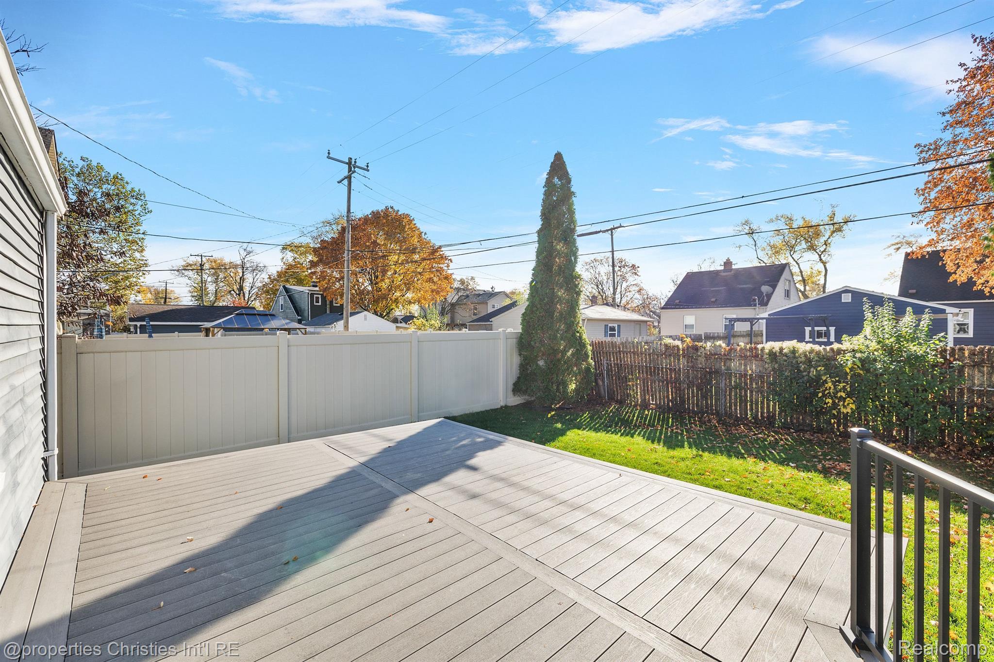 1573 Larkmoor Boulevard