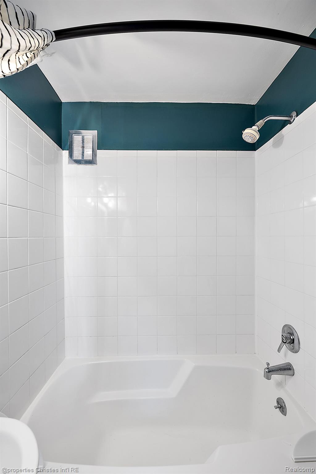 1573 Larkmoor Boulevard