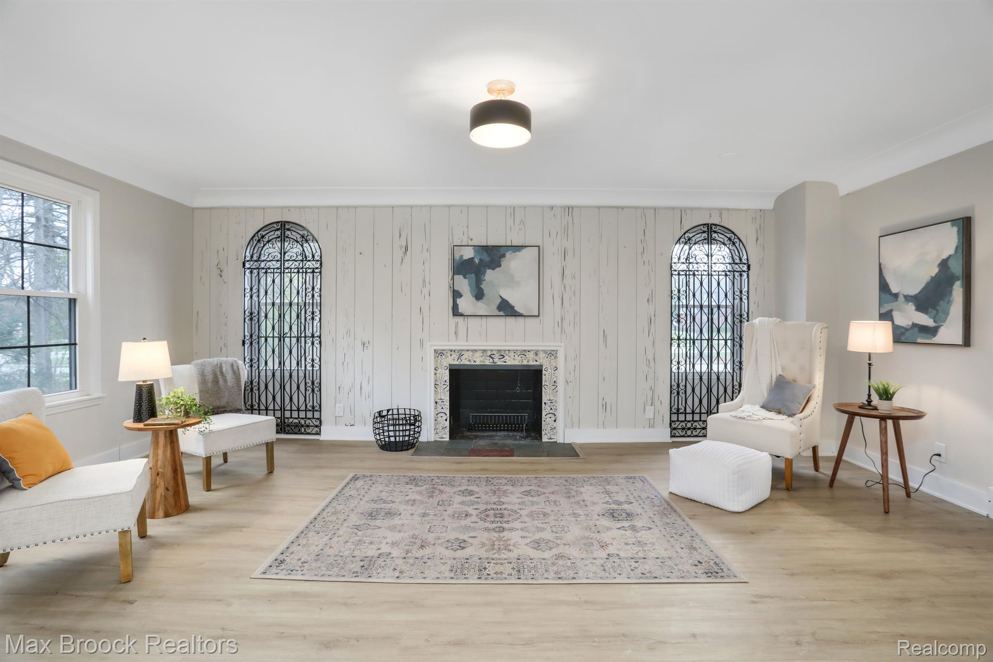 10 OAKLAND PARK Boulevard