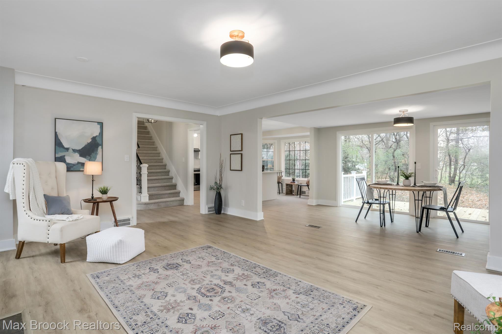 10 OAKLAND PARK Boulevard
