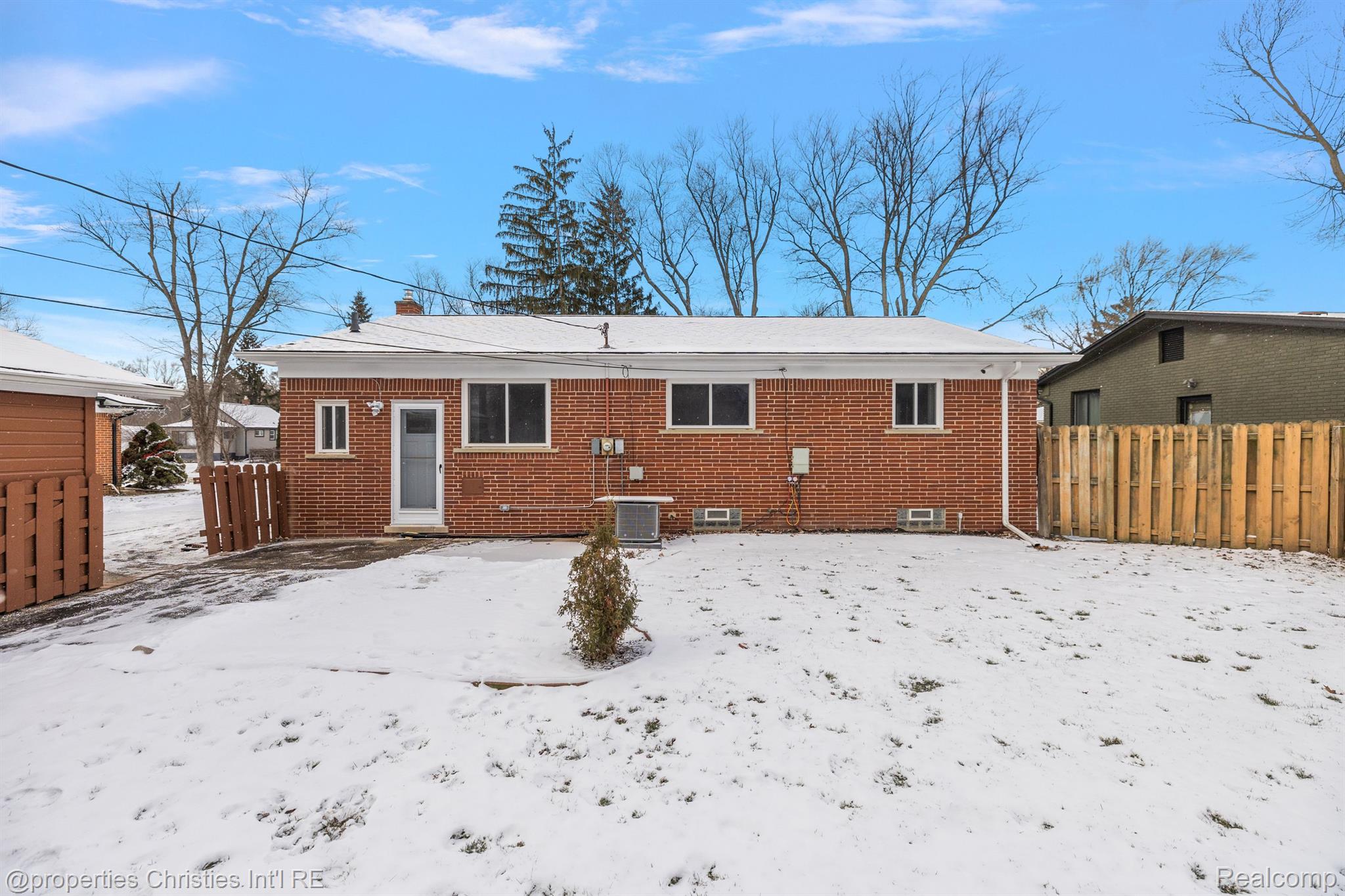 30500 Fairfax Street