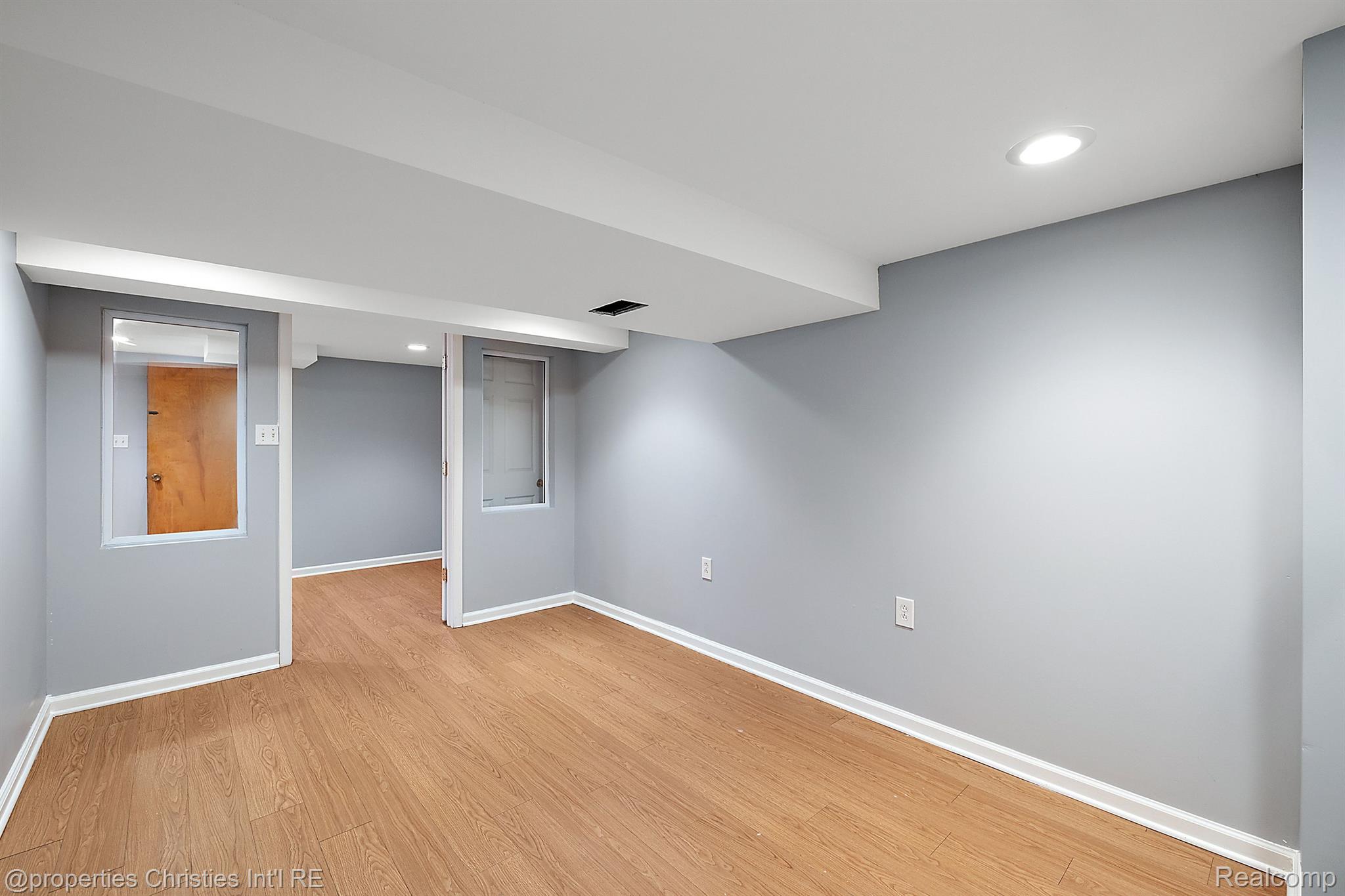 30500 Fairfax Street