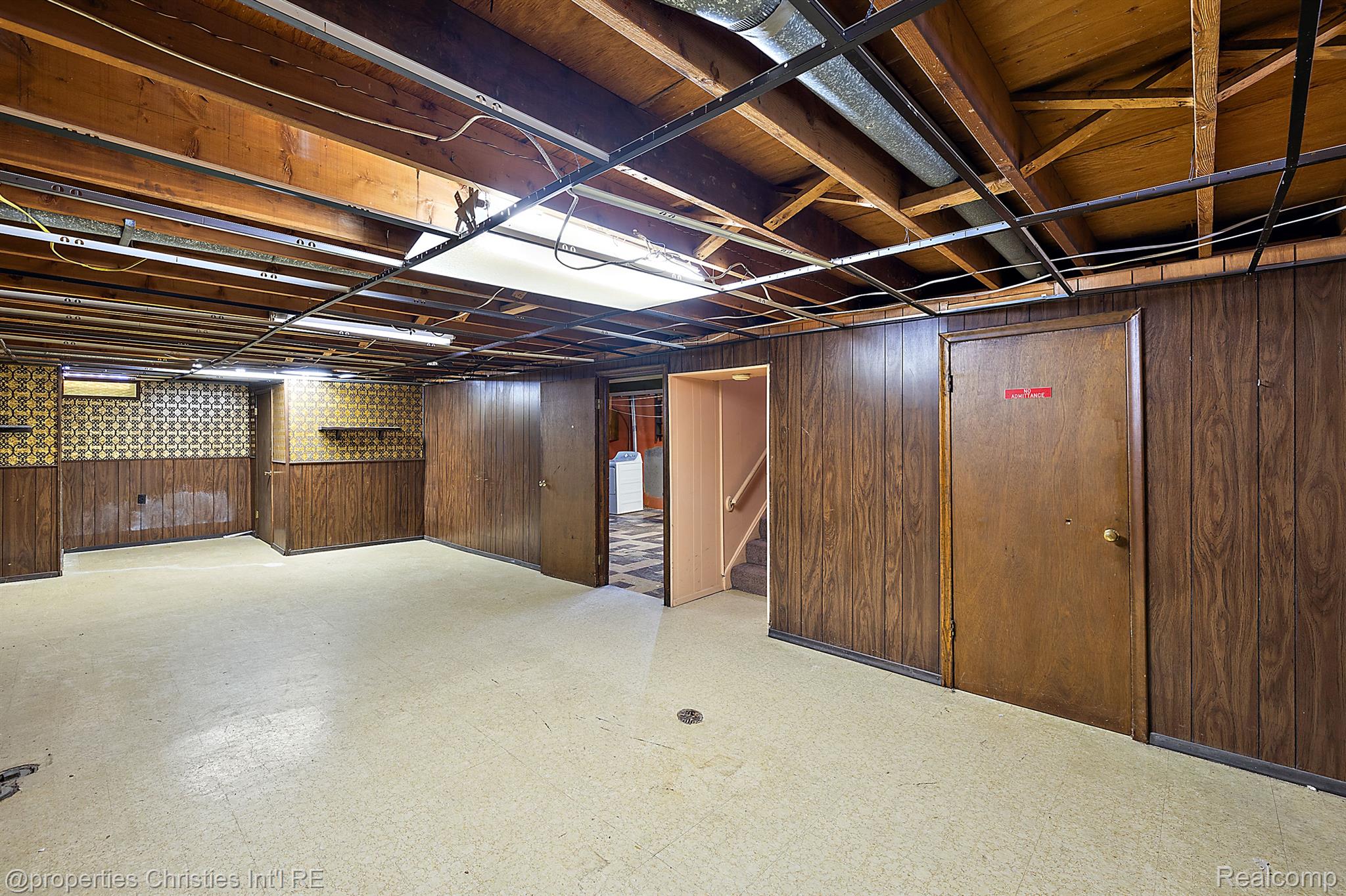 1663 Beaupre Avenue
