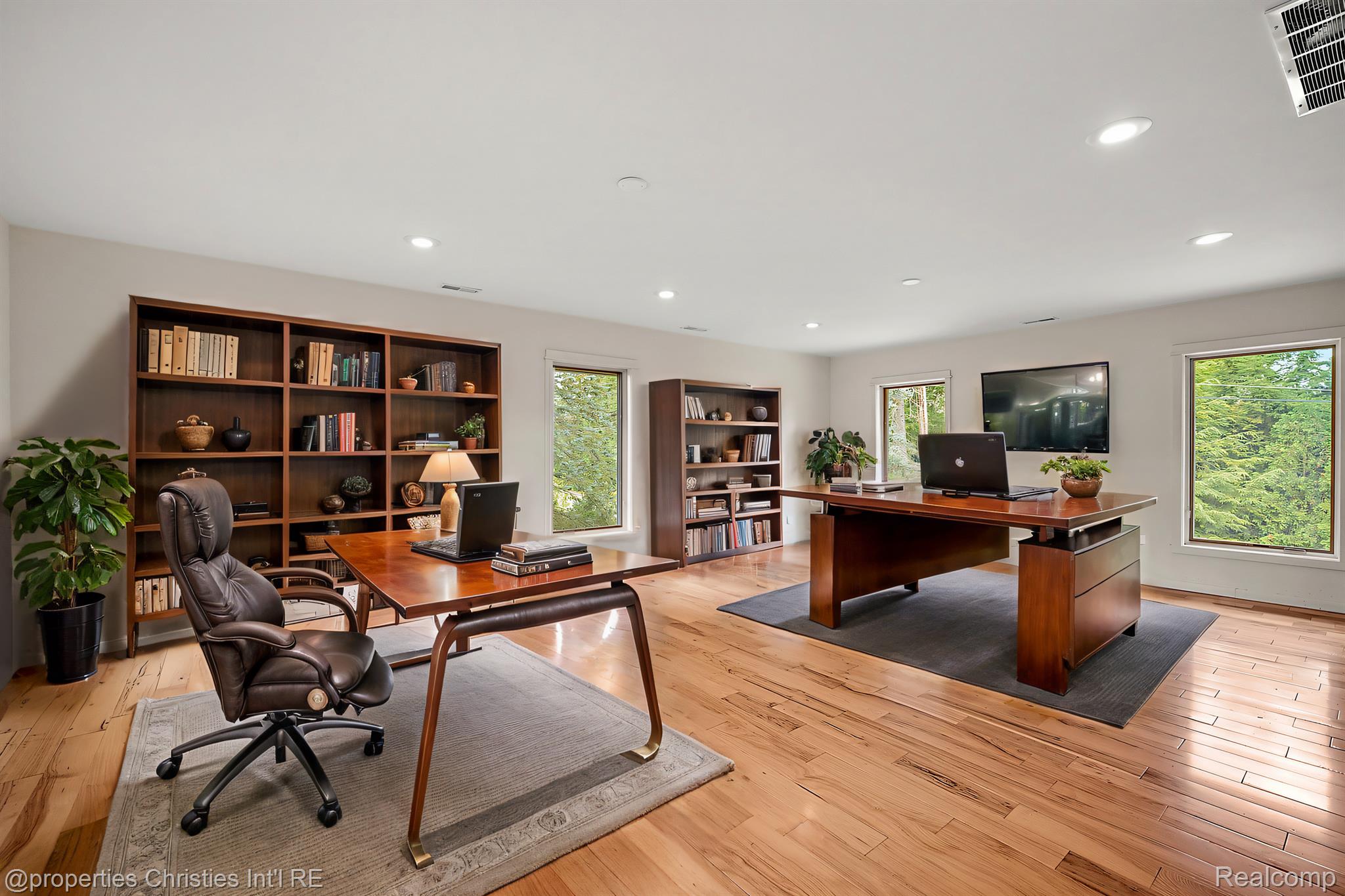 155 Endicott Road