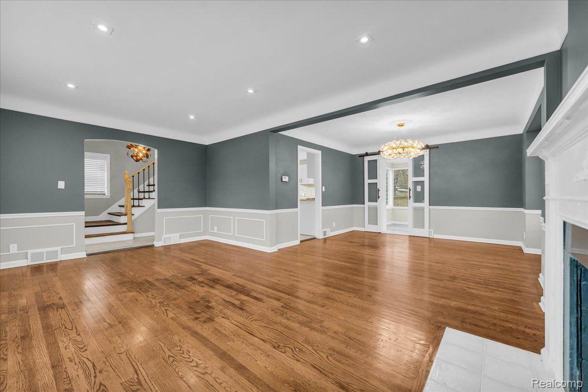 3819 YORKSHIRE Road