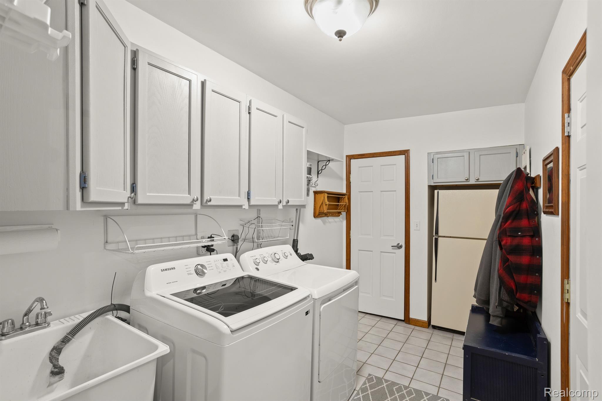 5551 NORTHCOTE