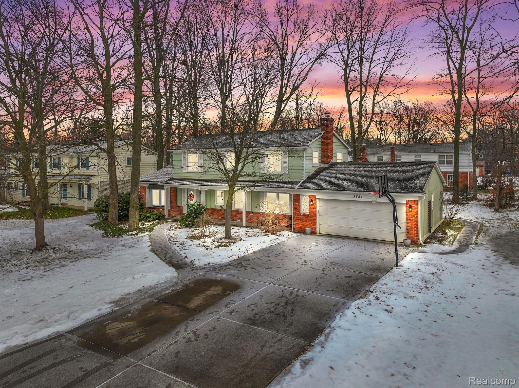 5551 NORTHCOTE