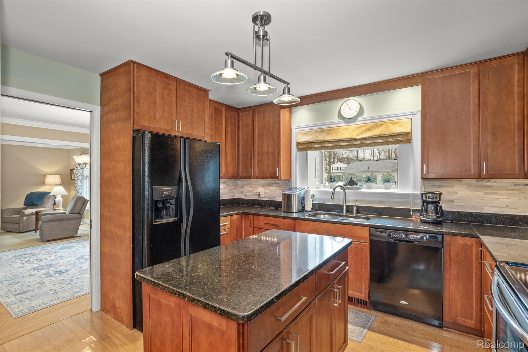 5551 NORTHCOTE