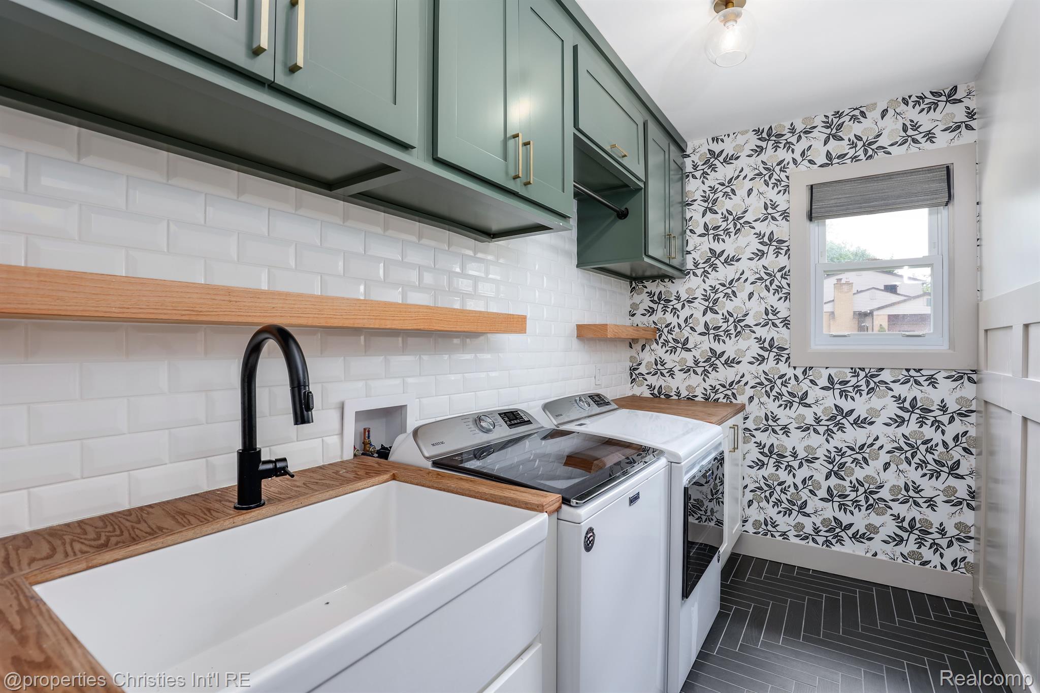 13311 Drury Lane