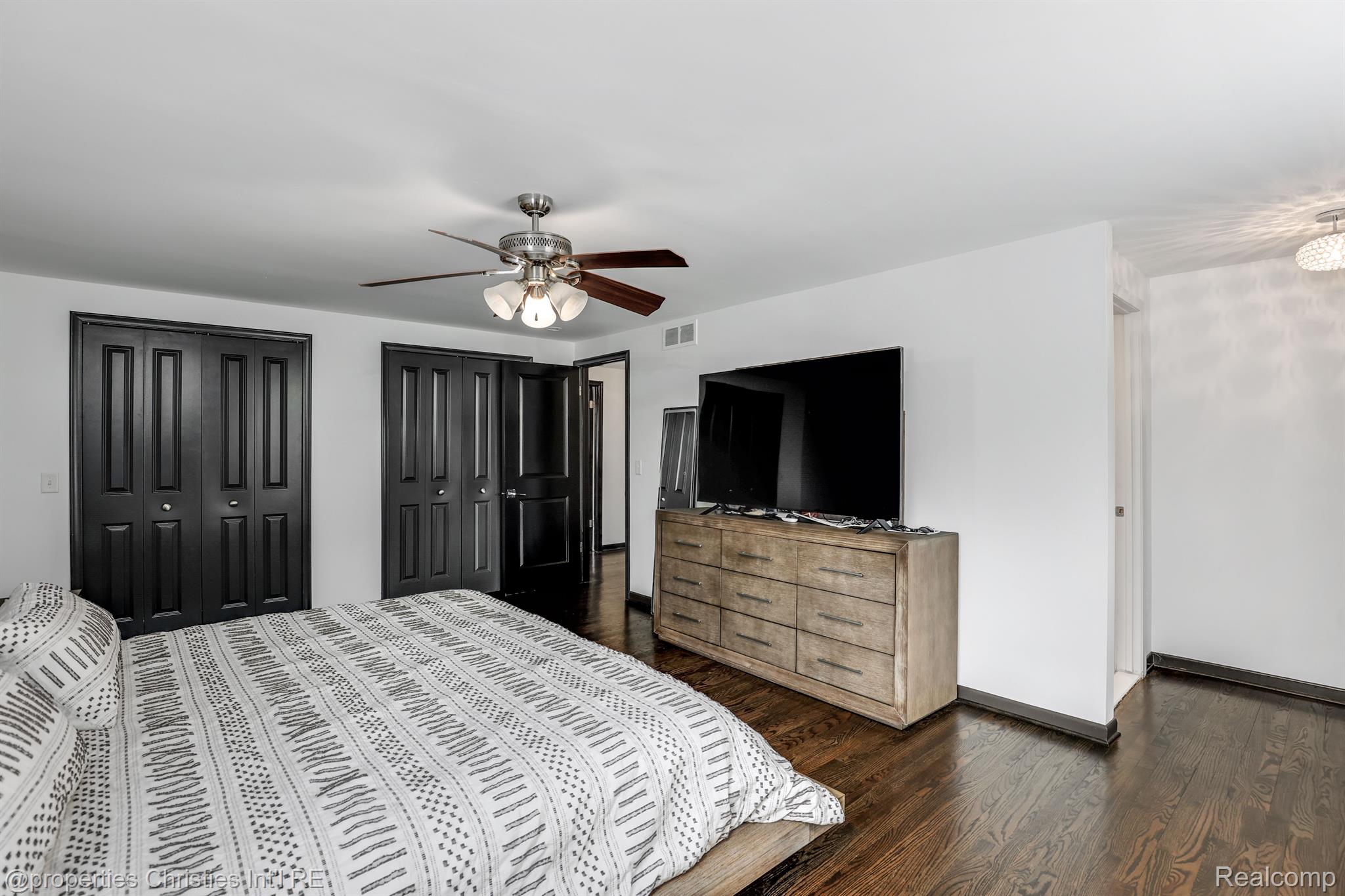 13311 Drury Lane