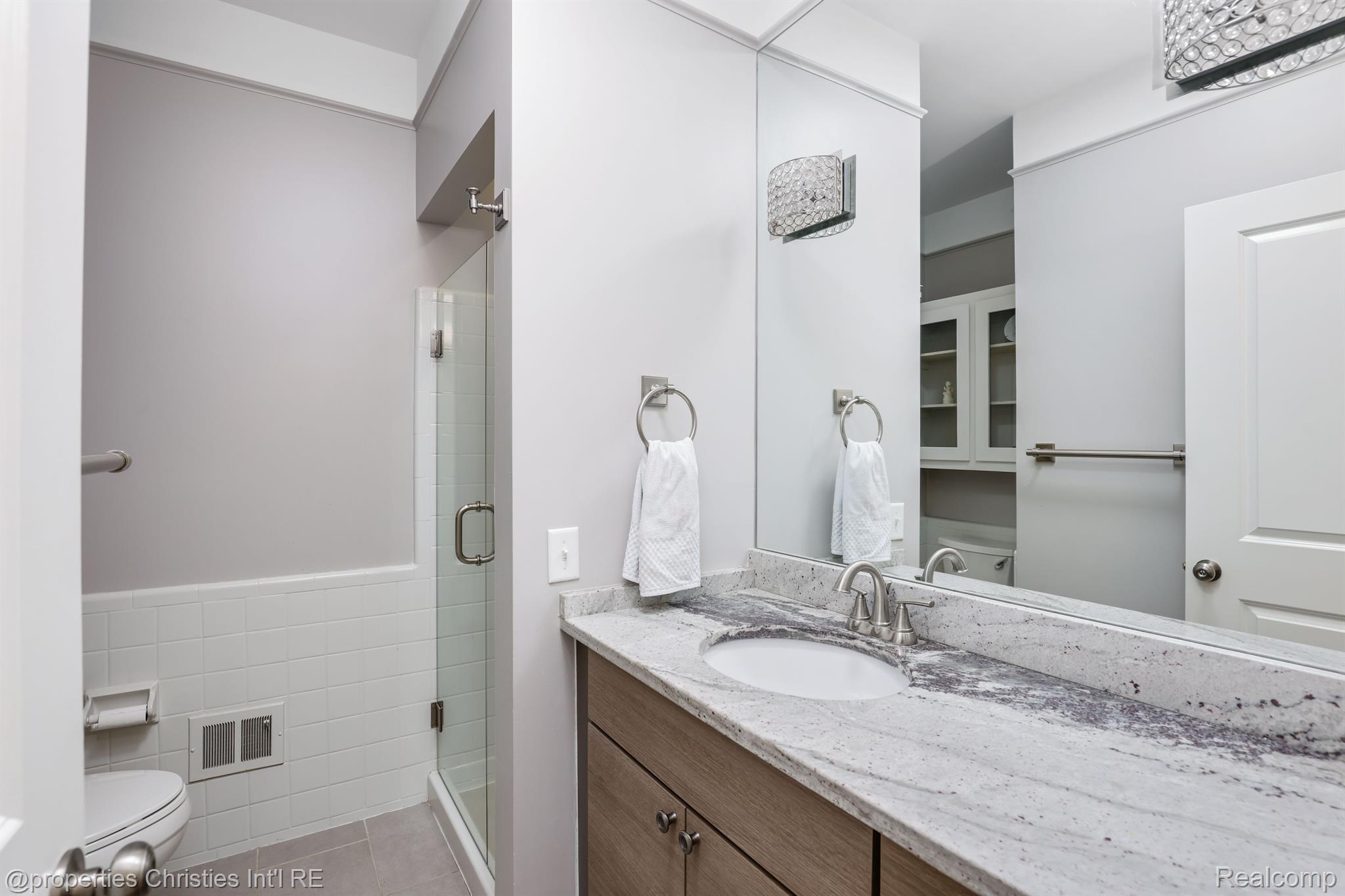13311 Drury Lane