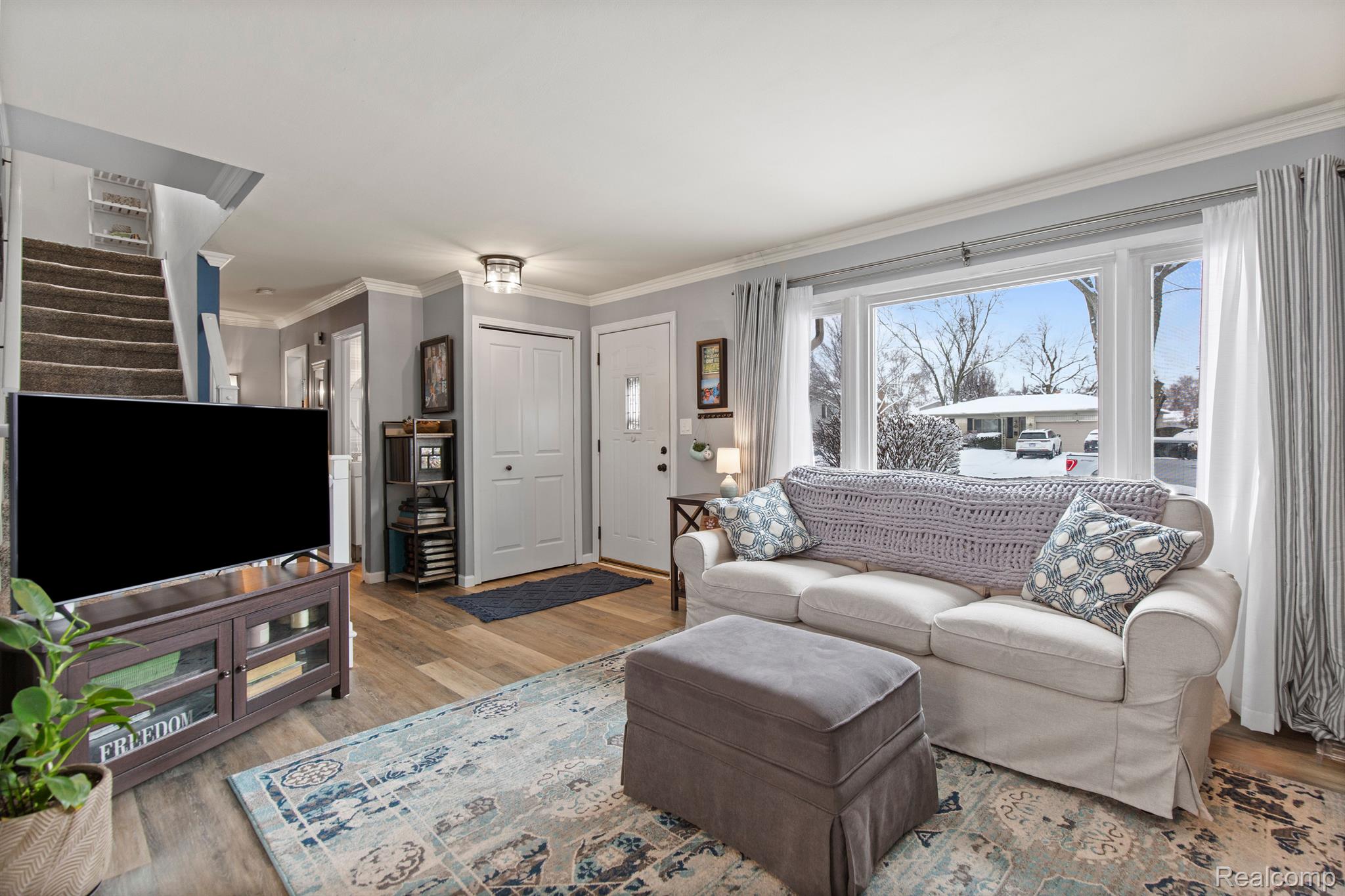 42283 MAC RAE Drive