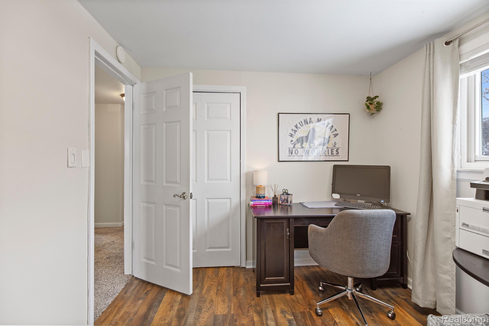 42283 MAC RAE Drive