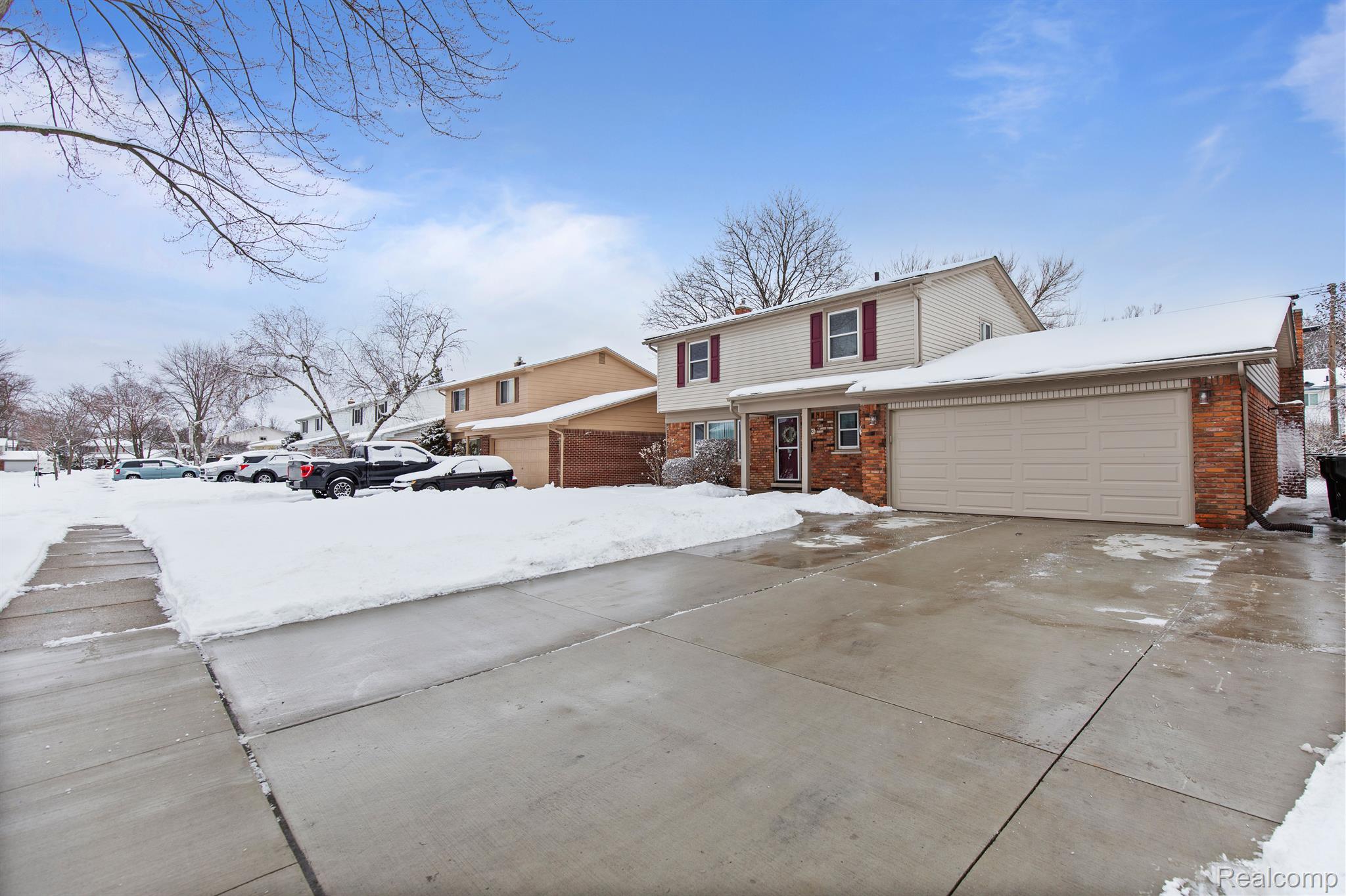 42283 MAC RAE Drive