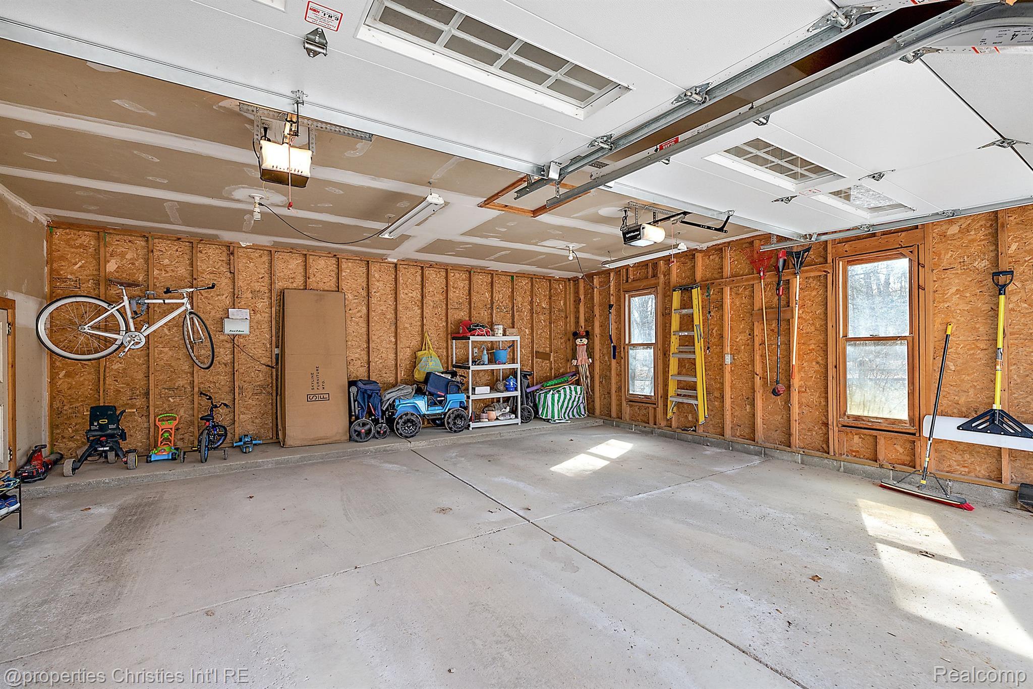 27160 W 14 Mile Road