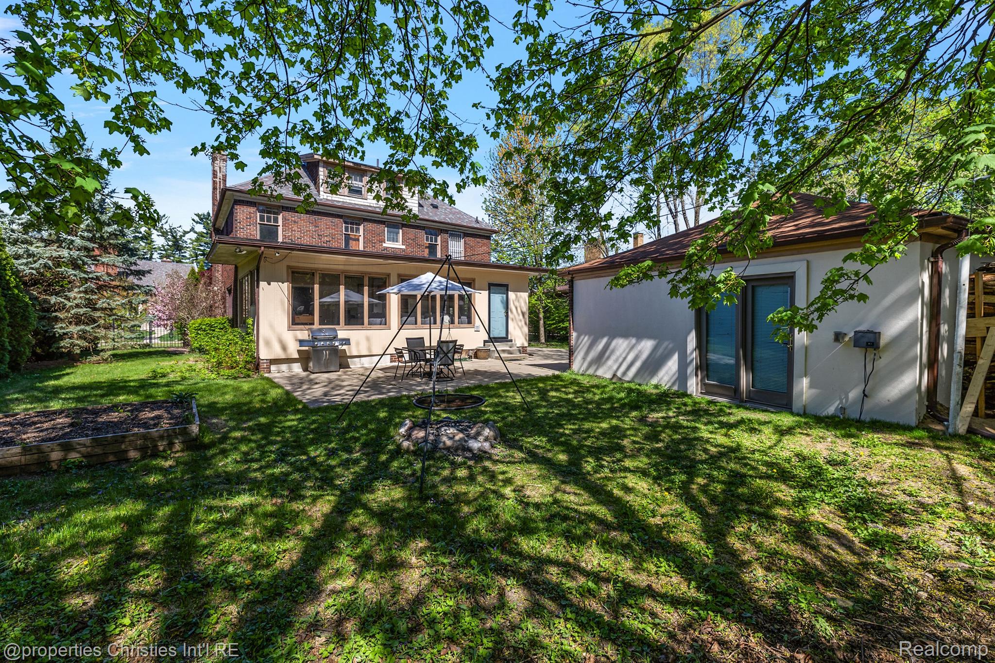 19344 Strathcona Drive