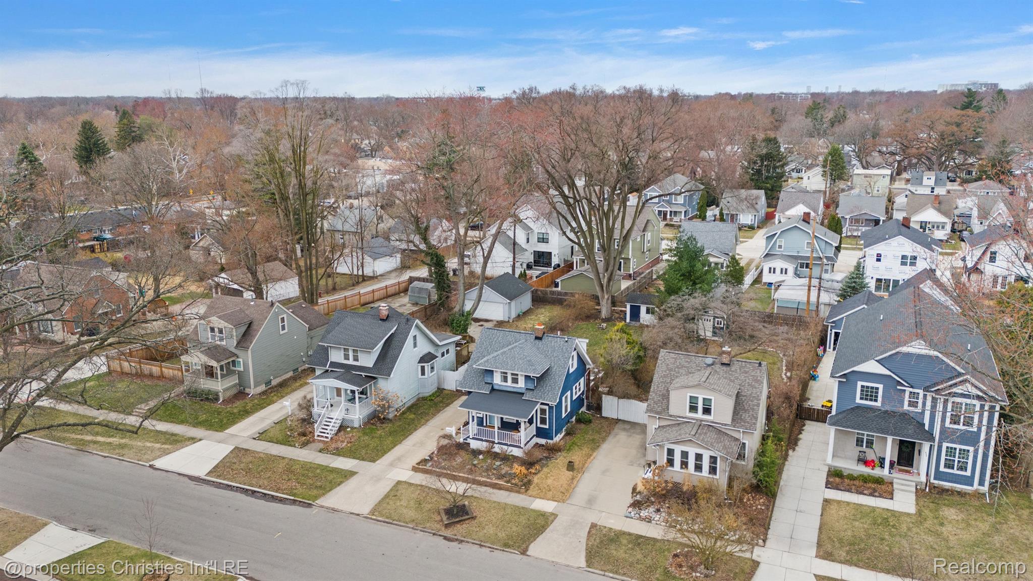 702 S Vermont Avenue