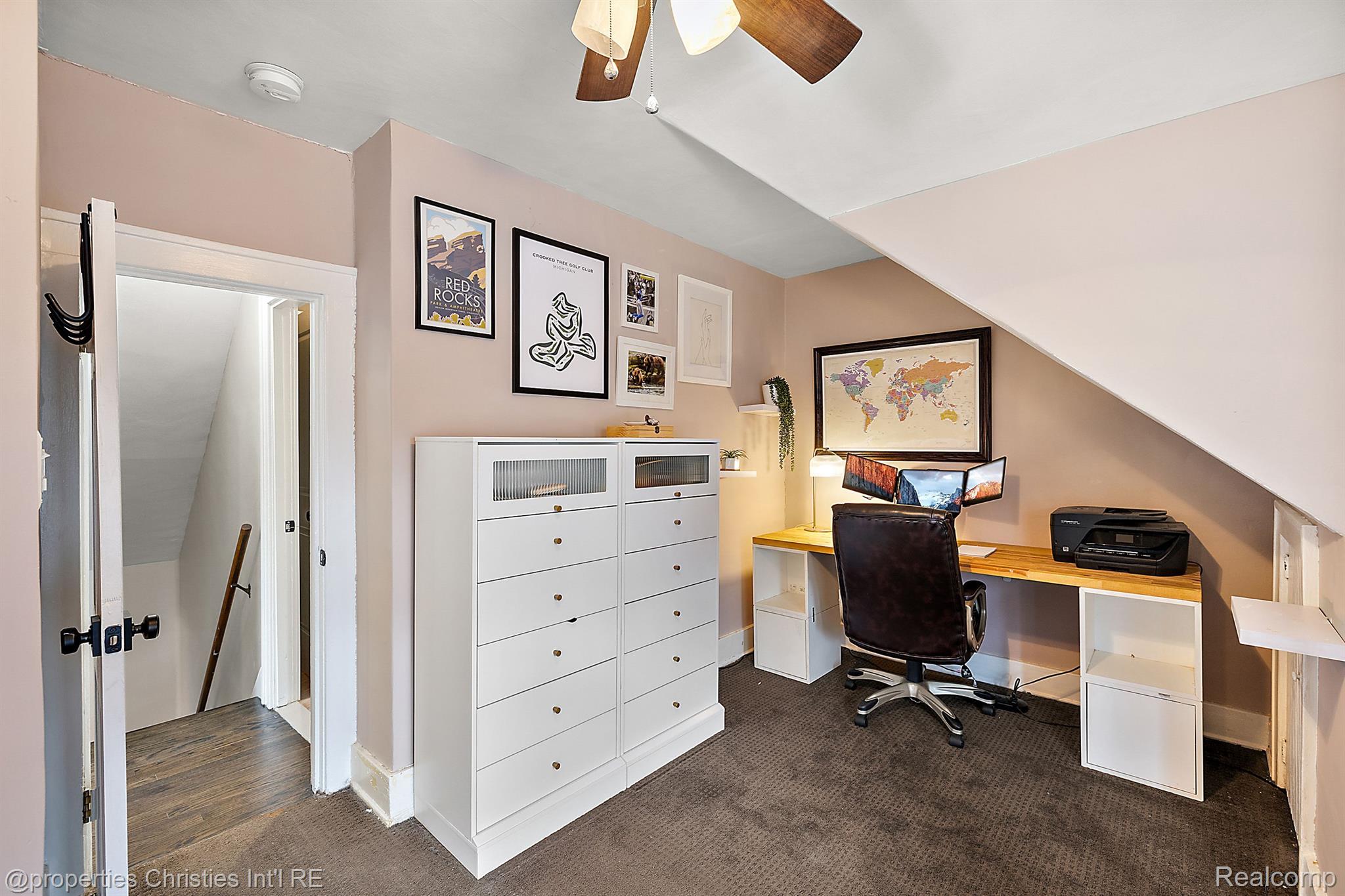 702 S Vermont Avenue